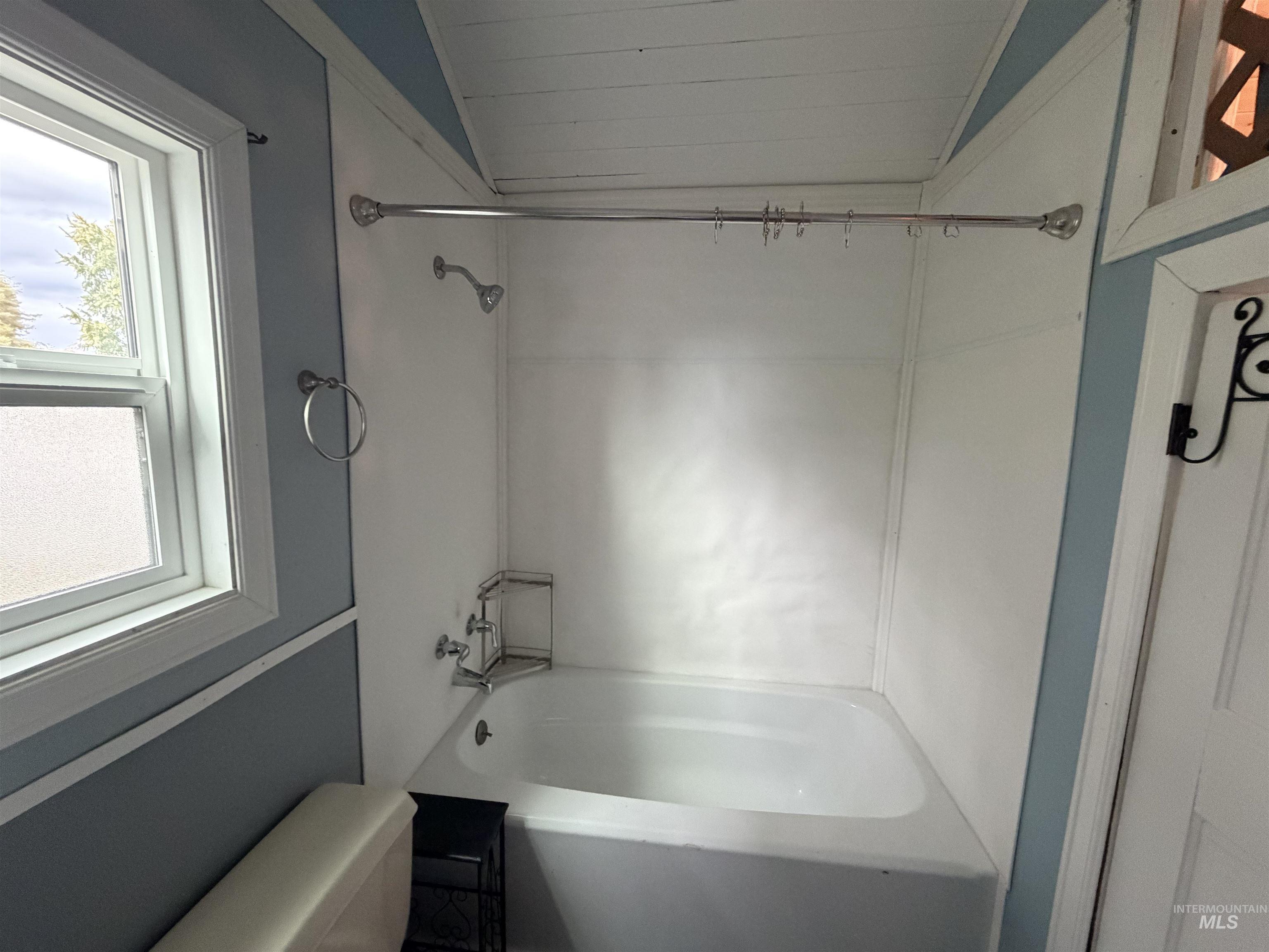 1751 N Polk Ext, Moscow, Idaho 83843, 1 Bedroom, 1 Bathroom, Residential For Sale, Price $39,500,MLS 98972029