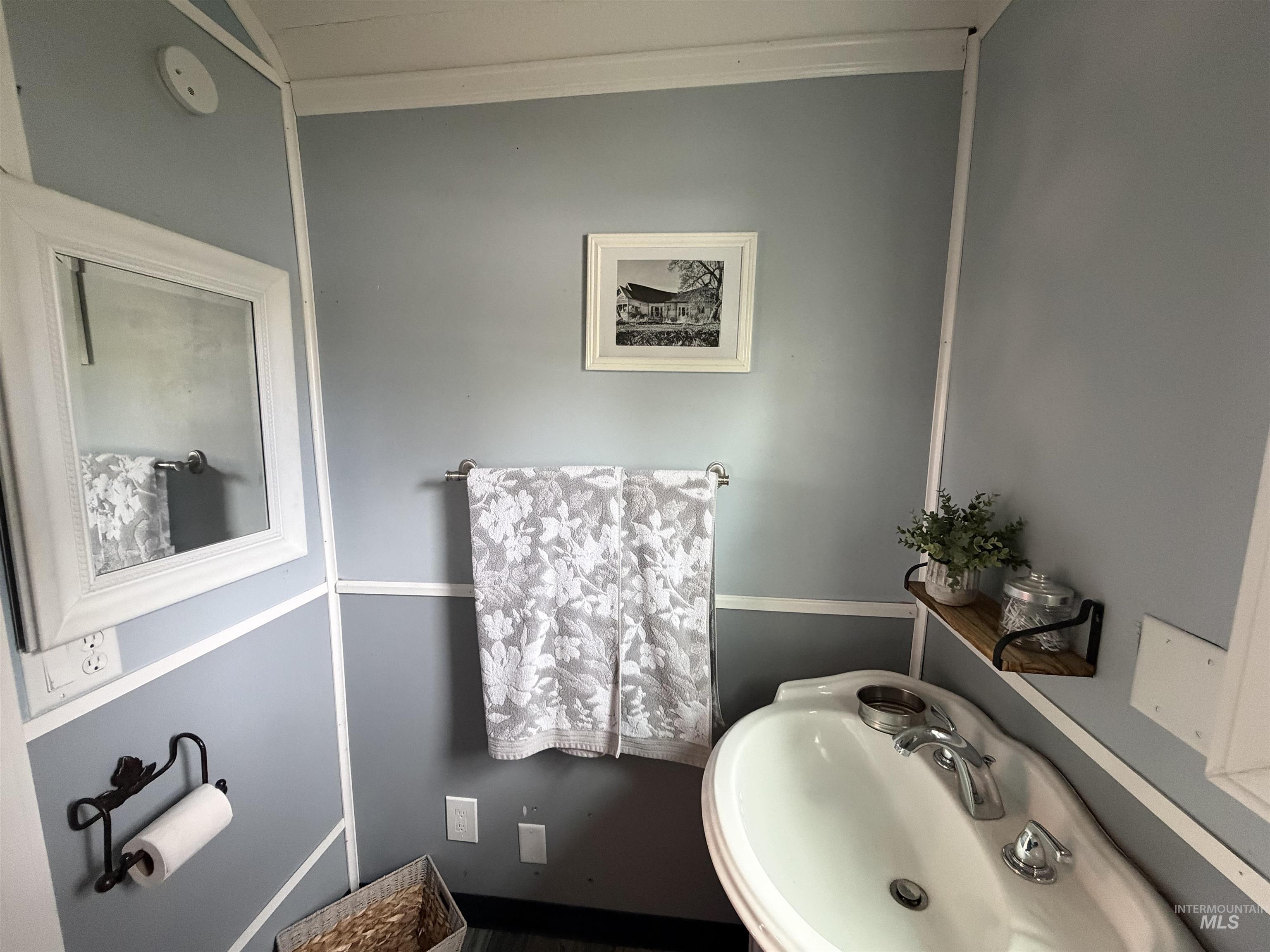 1751 N Polk Ext, Moscow, Idaho 83843, 1 Bedroom, 1 Bathroom, Residential For Sale, Price $39,500,MLS 98972029