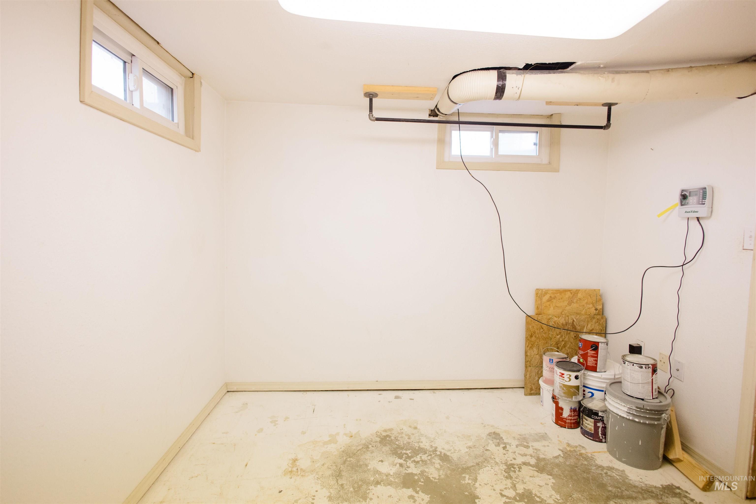 107 Baker Dr., Mountain Home, Idaho 83647, 3 Bedrooms, 1 Bathroom, Residential For Sale, Price $280,000,MLS 98972030