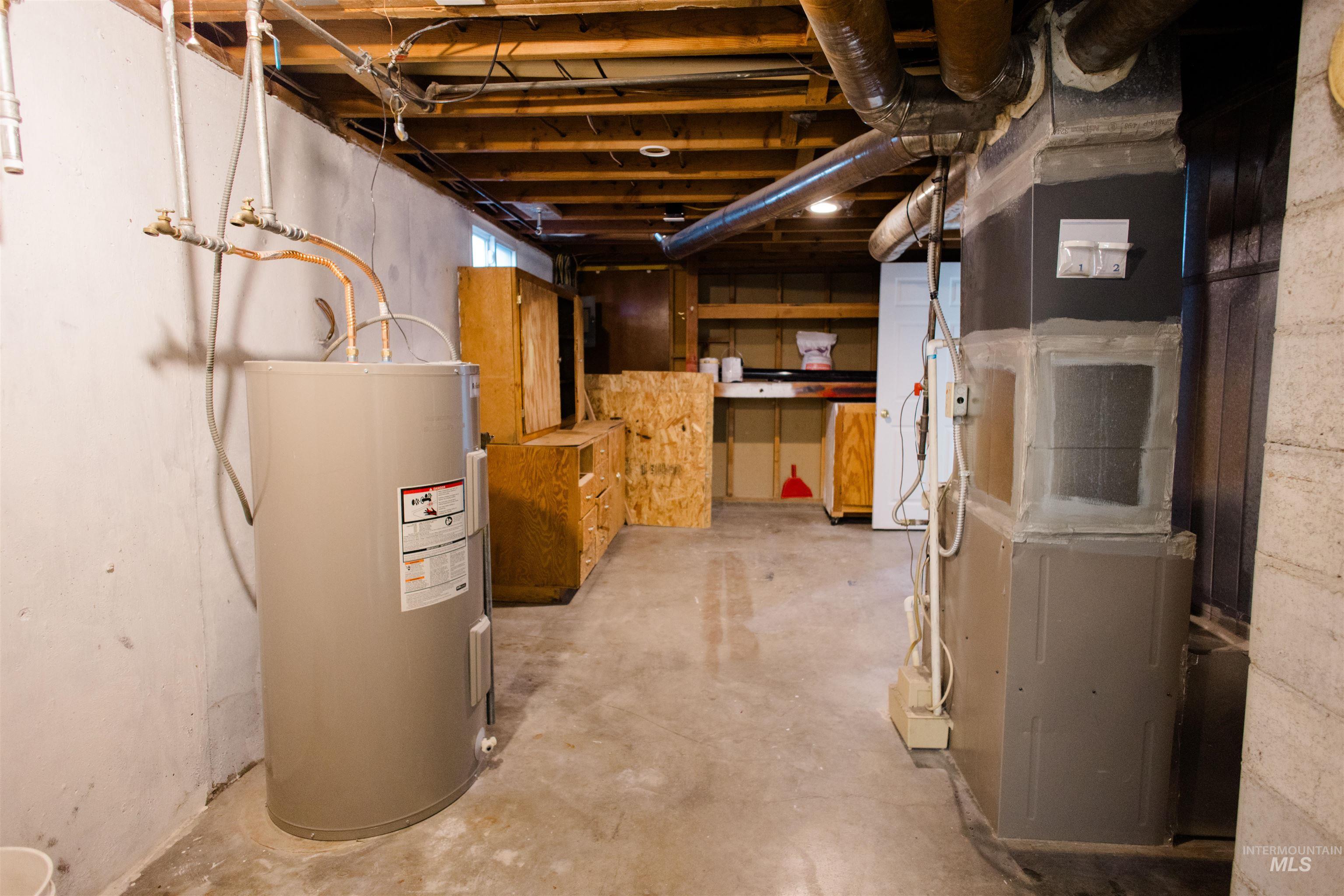 107 Baker Dr., Mountain Home, Idaho 83647, 3 Bedrooms, 1 Bathroom, Residential For Sale, Price $280,000,MLS 98972030