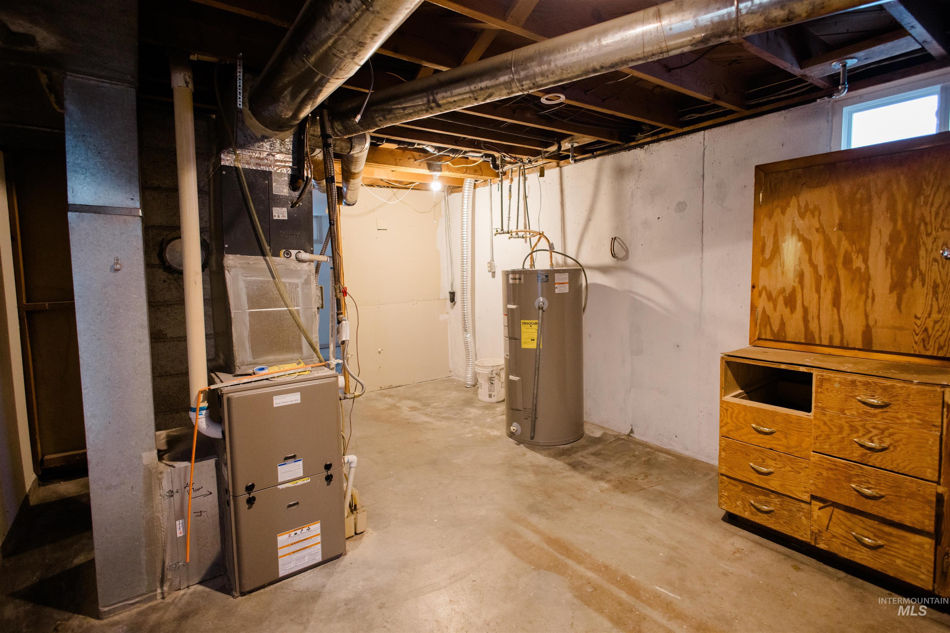 107 Baker Dr., Mountain Home, Idaho 83647, 3 Bedrooms, 1 Bathroom, Residential For Sale, Price $280,000,MLS 98972030