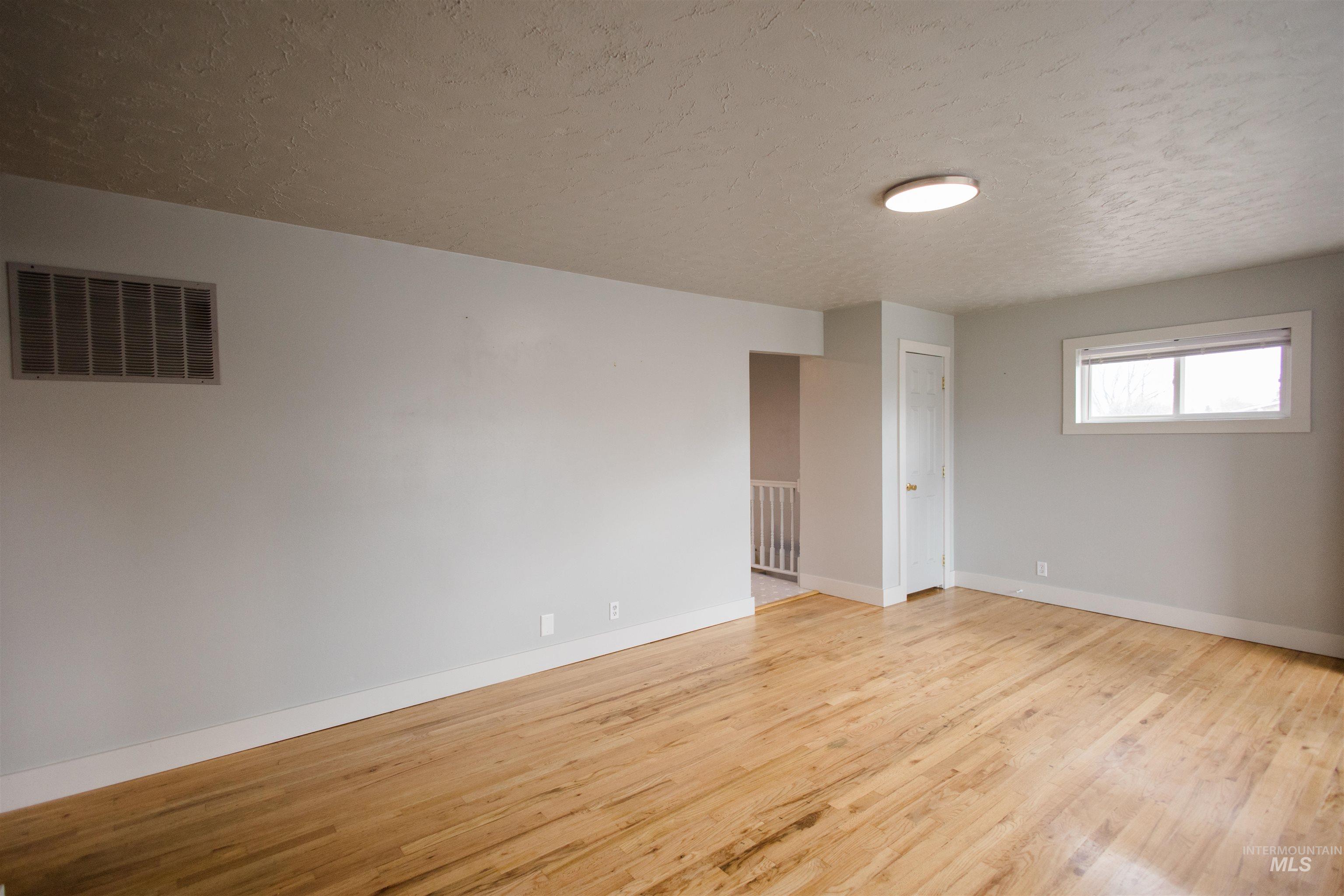 107 Baker Dr., Mountain Home, Idaho 83647, 3 Bedrooms, 1 Bathroom, Residential For Sale, Price $280,000,MLS 98972030