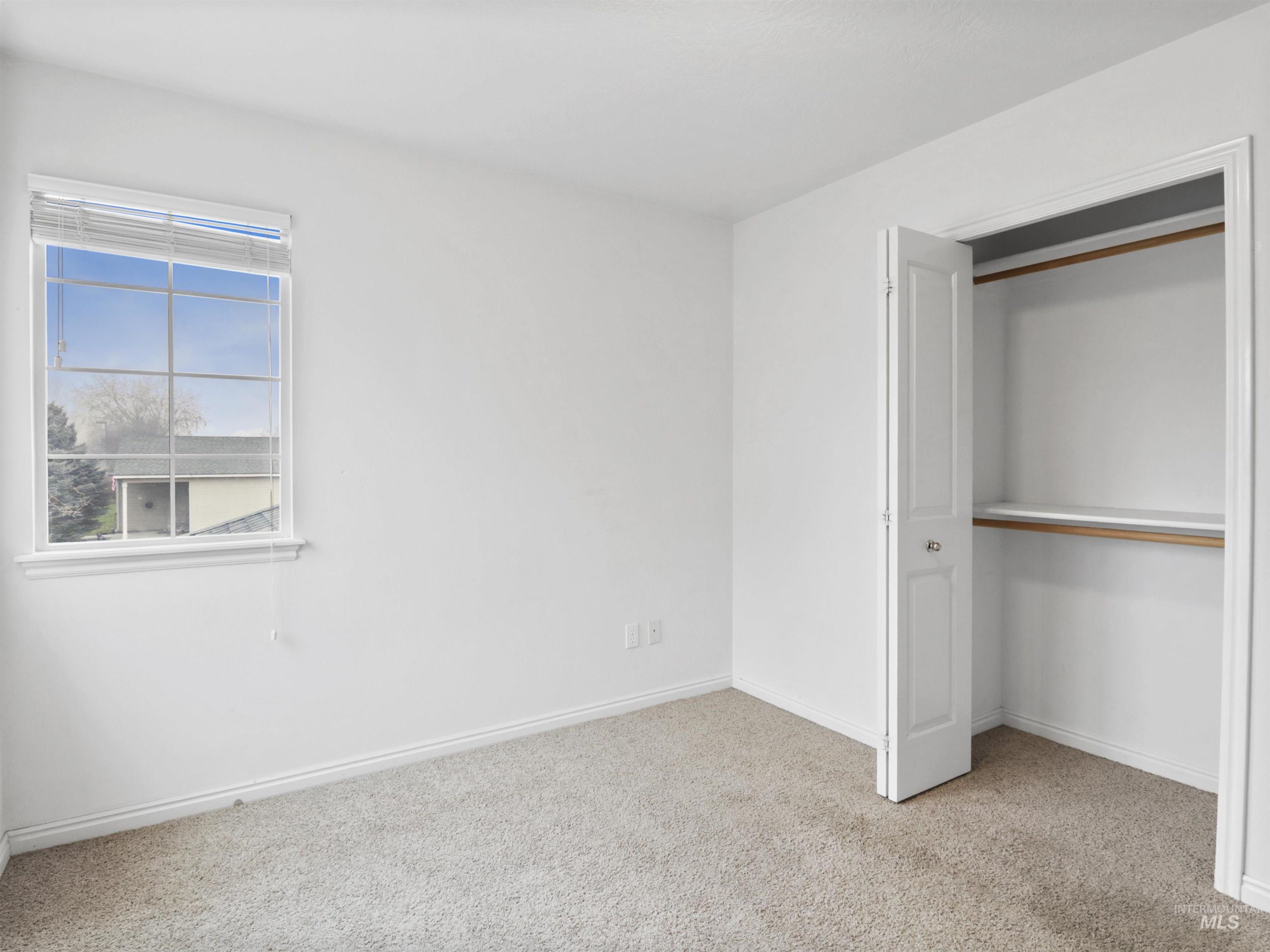 6049 S Oboe Ave, Boise, Idaho 83709, 3 Bedrooms, 2 Bathrooms, Residential For Sale, Price $395,000,MLS 98972031