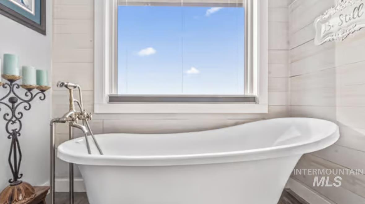 16353 Brunello Ct, Caldwell, Idaho 83607, 4 Bedrooms, 3.5 Bathrooms, Residential For Sale, Price $974,900,MLS 98972032