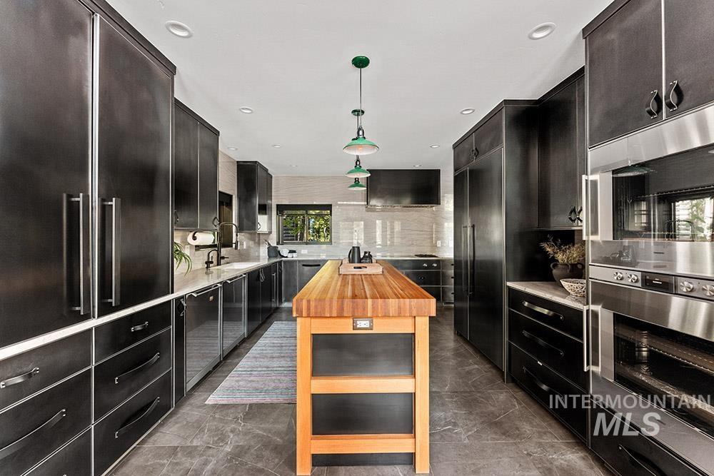 305 Blackhawk Lake Dr., McCall, Idaho 83638, 6 Bedrooms, 4 Bathrooms, Residential For Sale, Price $4,490,000,MLS 98972033