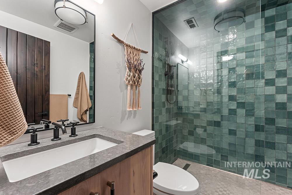 305 Blackhawk Lake Dr., McCall, Idaho 83638, 6 Bedrooms, 4 Bathrooms, Residential For Sale, Price $4,490,000,MLS 98972033