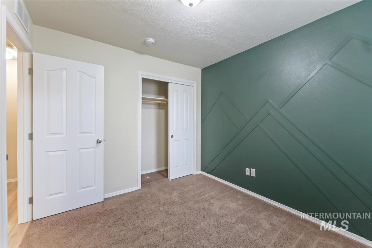 405 Midvale Ave, Caldwell, Idaho 83605, 3 Bedrooms, 2 Bathrooms, Residential For Sale, Price $337,500,MLS 98972034