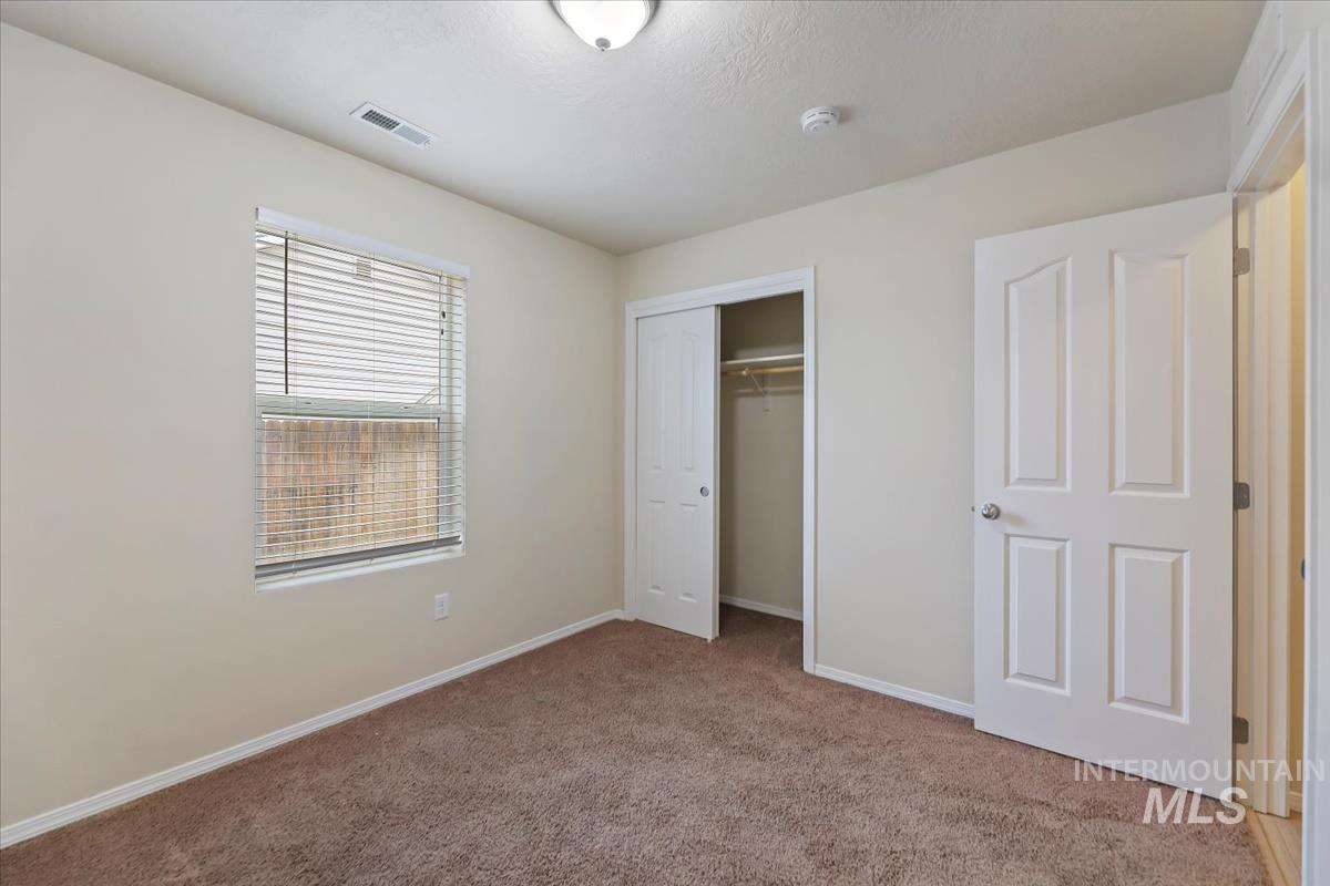 405 Midvale Ave, Caldwell, Idaho 83605, 3 Bedrooms, 2 Bathrooms, Residential For Sale, Price $337,500,MLS 98972034