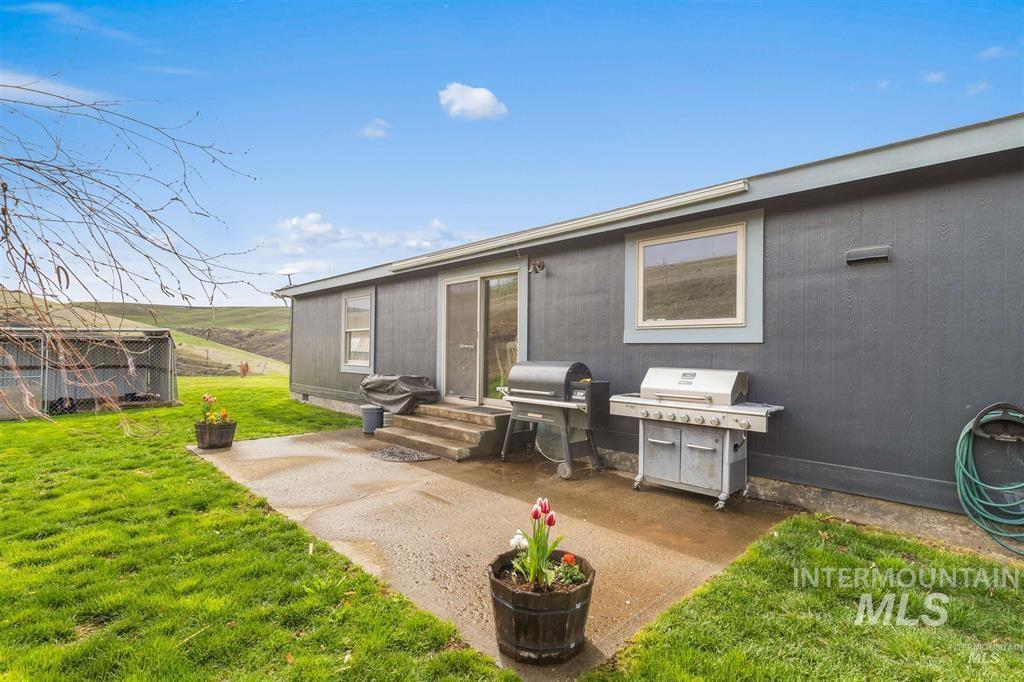 31831 Lonesome Hollow Ln, Lapwai, Idaho 83540, 3 Bedrooms, 2 Bathrooms, Residential For Sale, Price $450,000,MLS 98972035