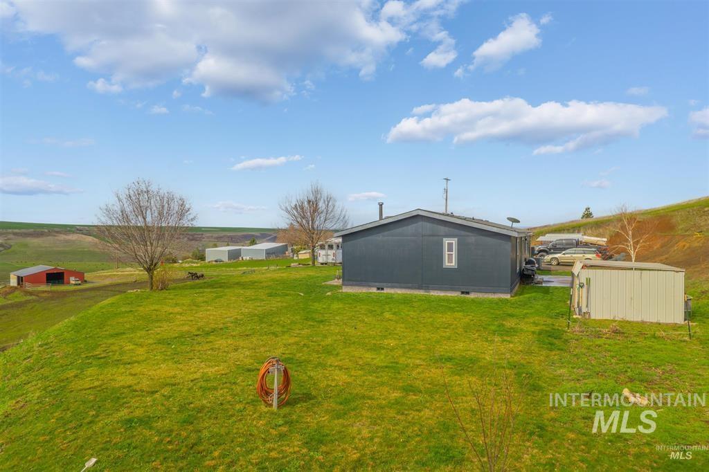 31831 Lonesome Hollow Ln, Lapwai, Idaho 83540, 3 Bedrooms, 2 Bathrooms, Residential For Sale, Price $450,000,MLS 98972035