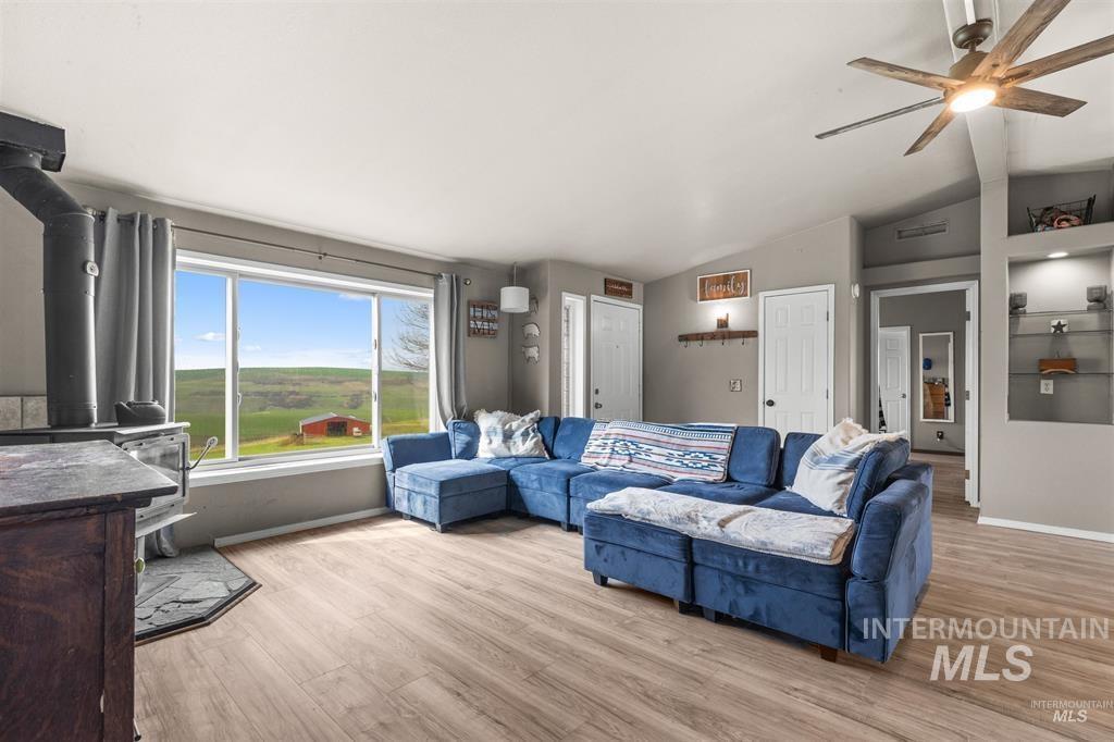 31831 Lonesome Hollow Ln, Lapwai, Idaho 83540, 3 Bedrooms, 2 Bathrooms, Residential For Sale, Price $450,000,MLS 98972035