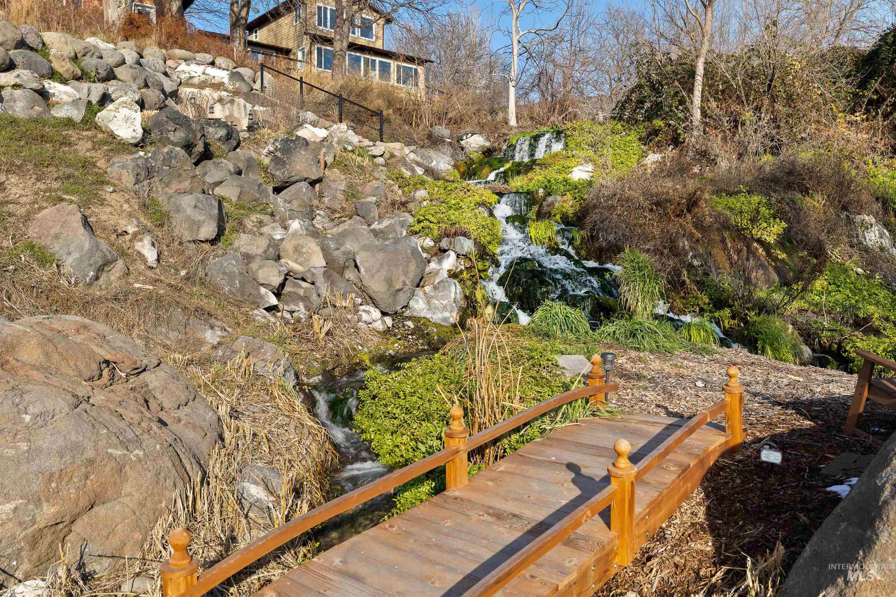 853 Pottery Rd, Bliss, Idaho 83314, 2 Bedrooms, 2.5 Bathrooms, Residential For Sale, Price $895,000,MLS 98972044