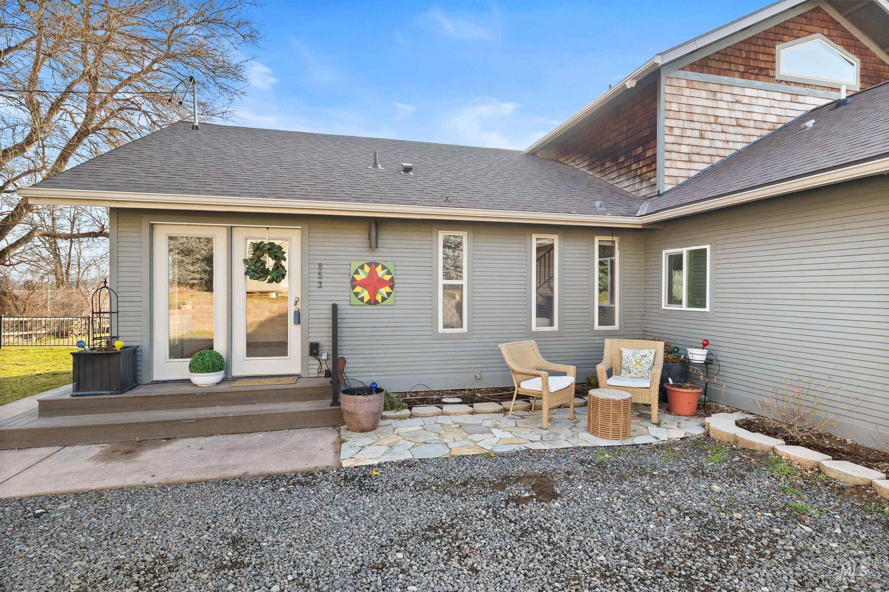 853 Pottery Rd, Bliss, Idaho 83314, 2 Bedrooms, 2.5 Bathrooms, Residential For Sale, Price $760,000,MLS 98972044