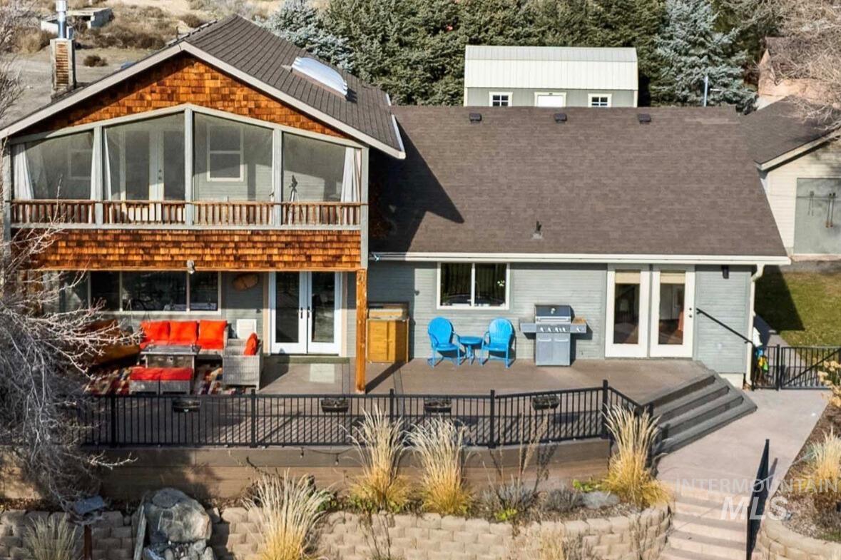 853 Pottery Rd, Bliss, Idaho 83314, 2 Bedrooms, 2.5 Bathrooms, Residential For Sale, Price $895,000,MLS 98972044