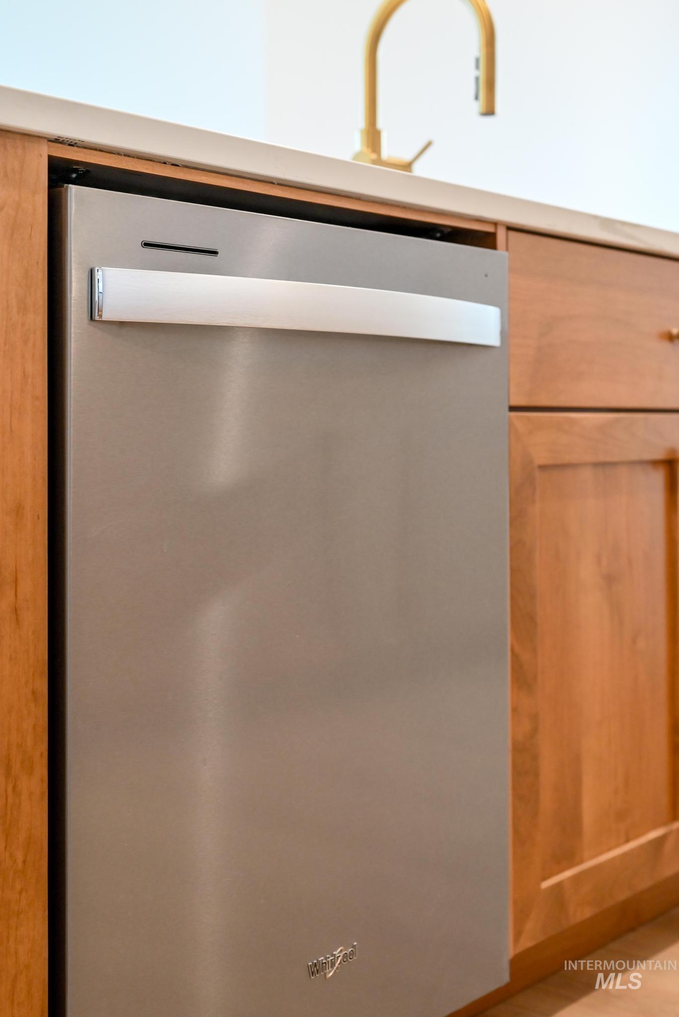 2303 N Leatherwood Pl, Star, Idaho 83669, 2 Bedrooms, 2 Bathrooms, Residential For Sale, Price $549,000,MLS 98972045