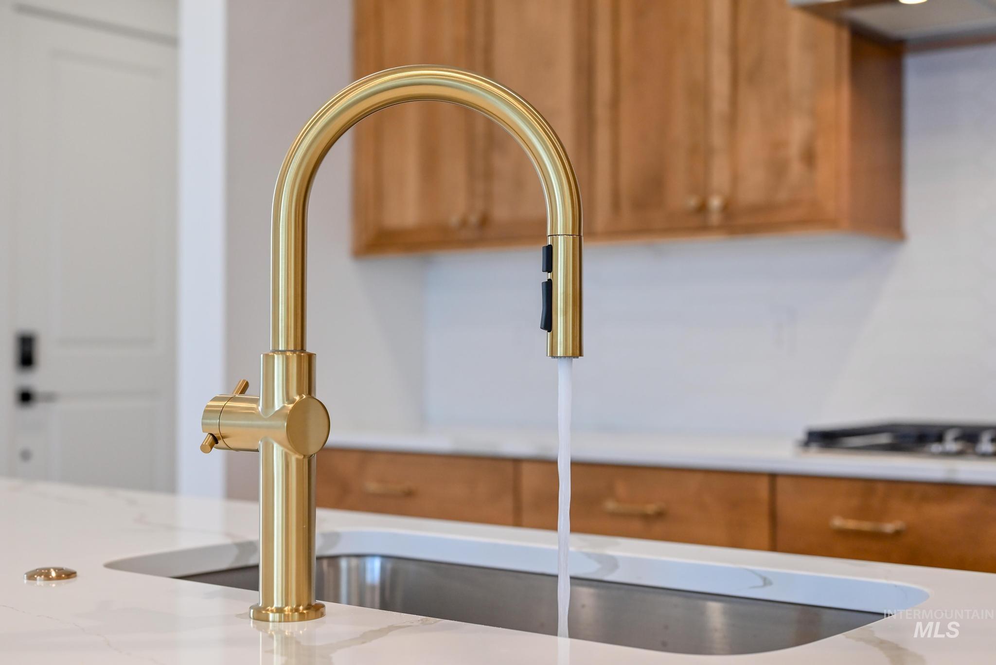 2303 N Leatherwood Pl, Star, Idaho 83669, 2 Bedrooms, 2 Bathrooms, Residential For Sale, Price $549,000,MLS 98972045