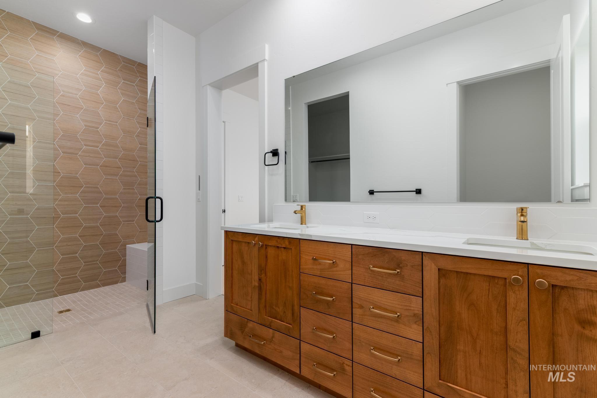 2303 N Leatherwood Pl, Star, Idaho 83669, 2 Bedrooms, 2 Bathrooms, Residential For Sale, Price $549,000,MLS 98972045