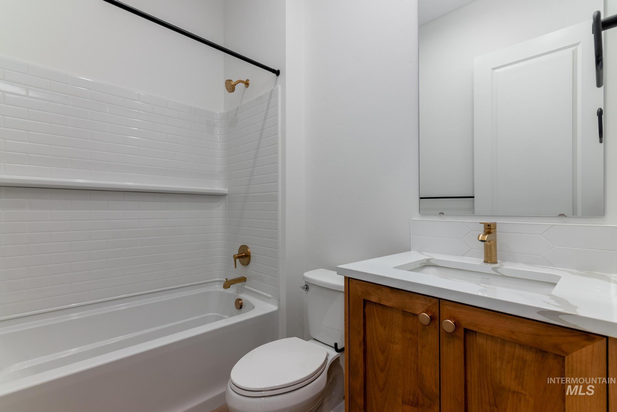 2303 N Leatherwood Pl, Star, Idaho 83669, 2 Bedrooms, 2 Bathrooms, Residential For Sale, Price $549,000,MLS 98972045