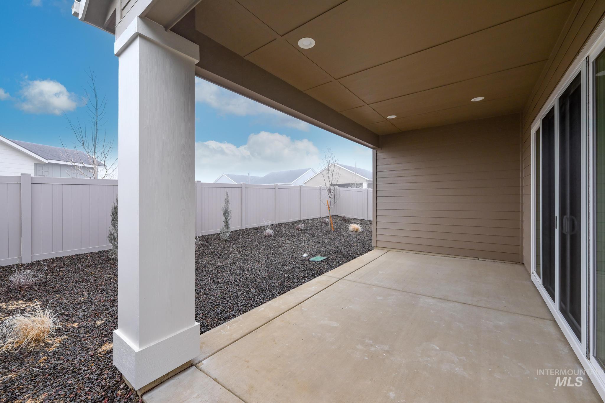 2303 N Leatherwood Pl, Star, Idaho 83669, 2 Bedrooms, 2 Bathrooms, Residential For Sale, Price $549,000,MLS 98972045