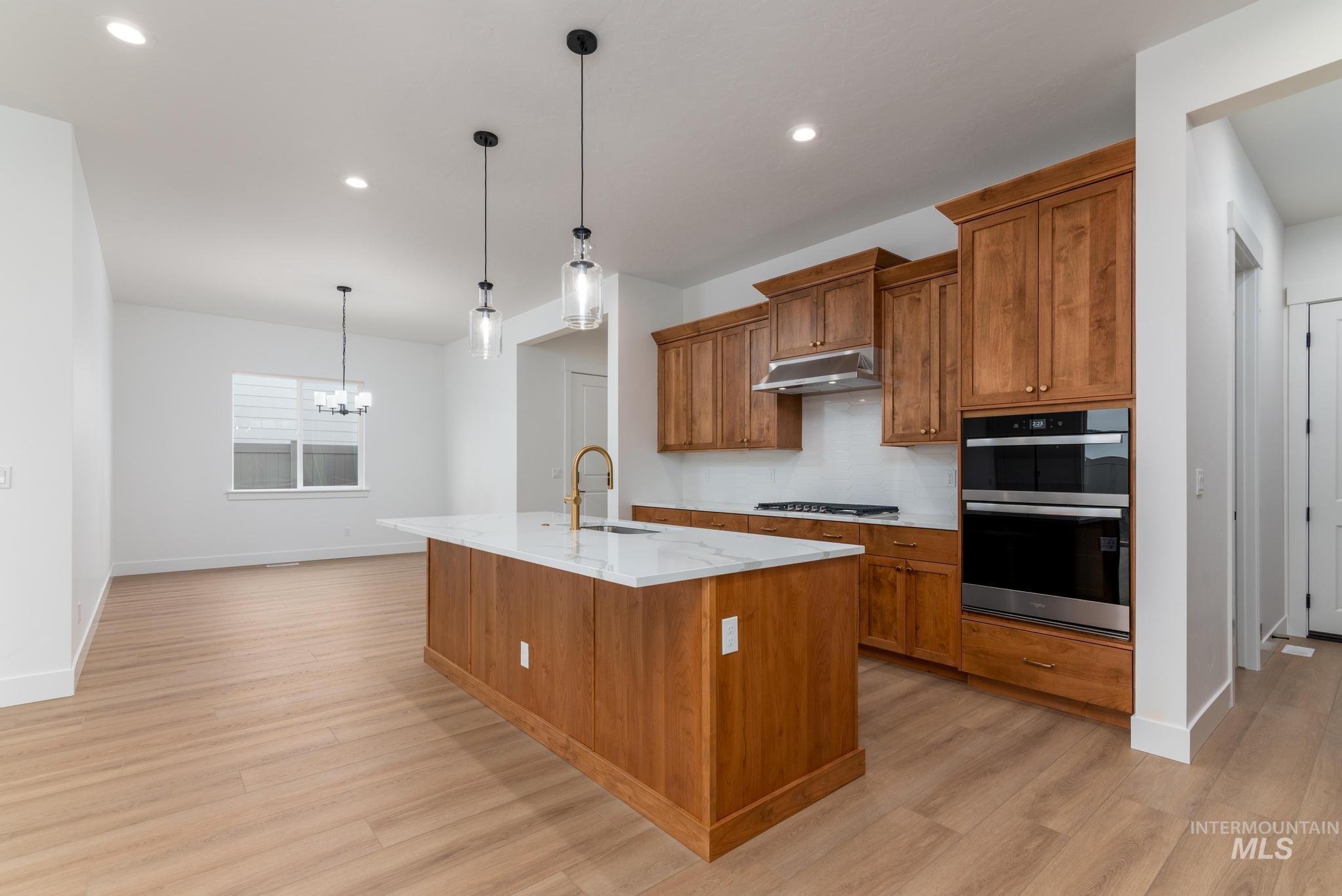 2303 N Leatherwood Pl, Star, Idaho 83669, 2 Bedrooms, 2 Bathrooms, Residential For Sale, Price $549,000,MLS 98972045