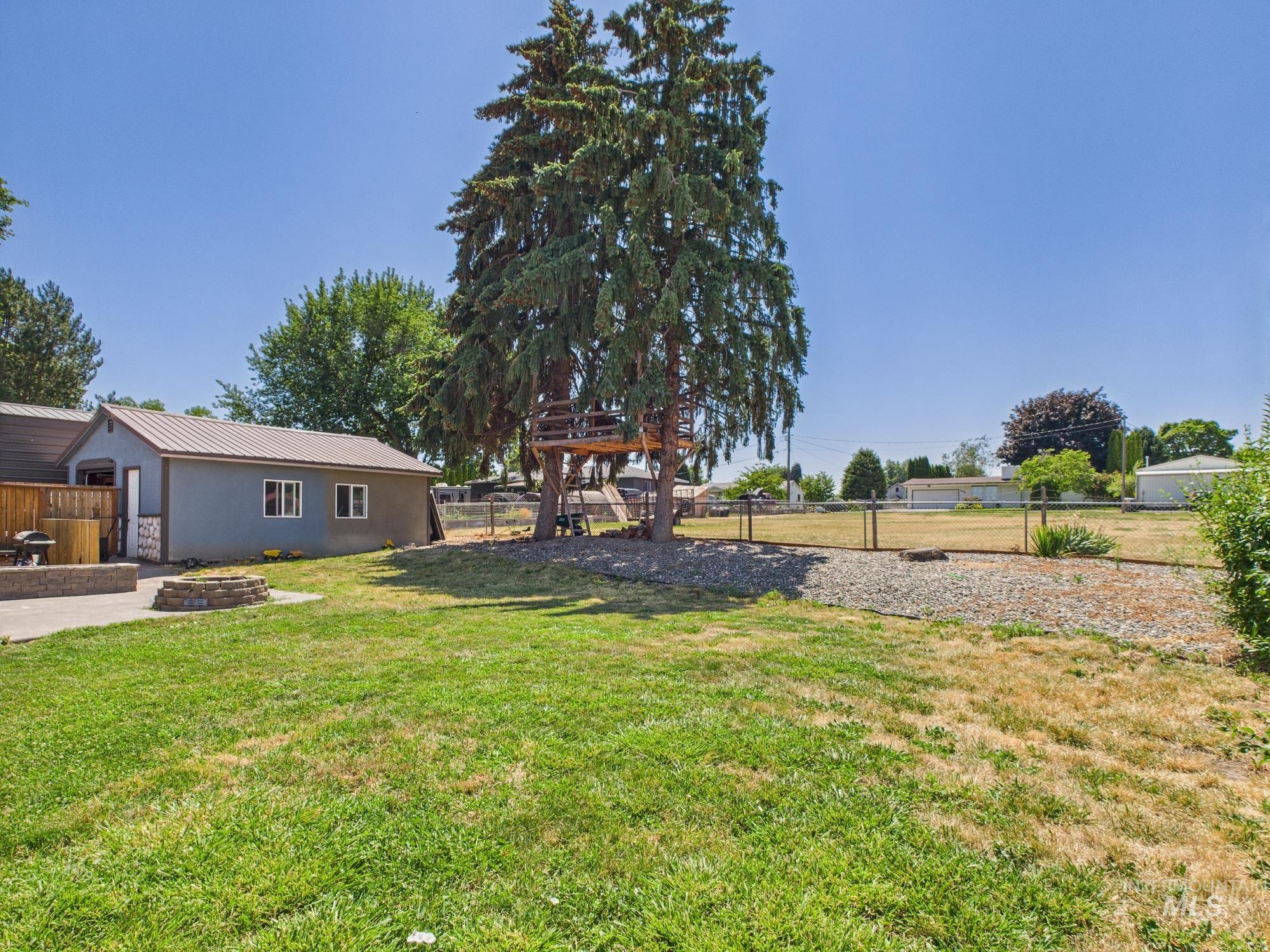 1428 Bryden Ave., Lewiston, Idaho 83501, 4 Bedrooms, 2 Bathrooms, Residential For Sale, Price $399,900,MLS 98972047