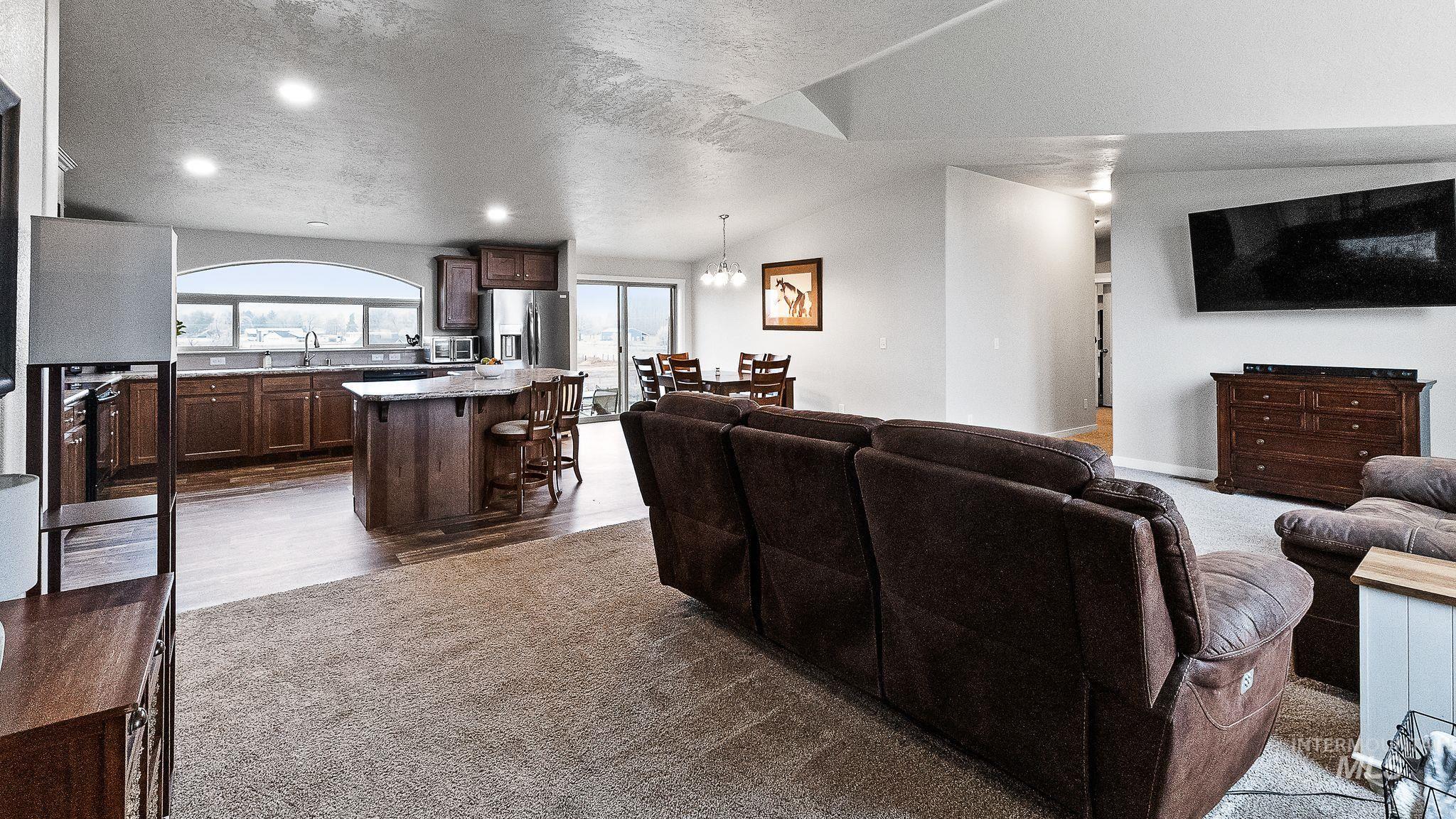 10630 Highway 95, Payette, Idaho 83661, 3 Bedrooms, 2 Bathrooms, Residential For Sale, Price $549,000,MLS 98972050