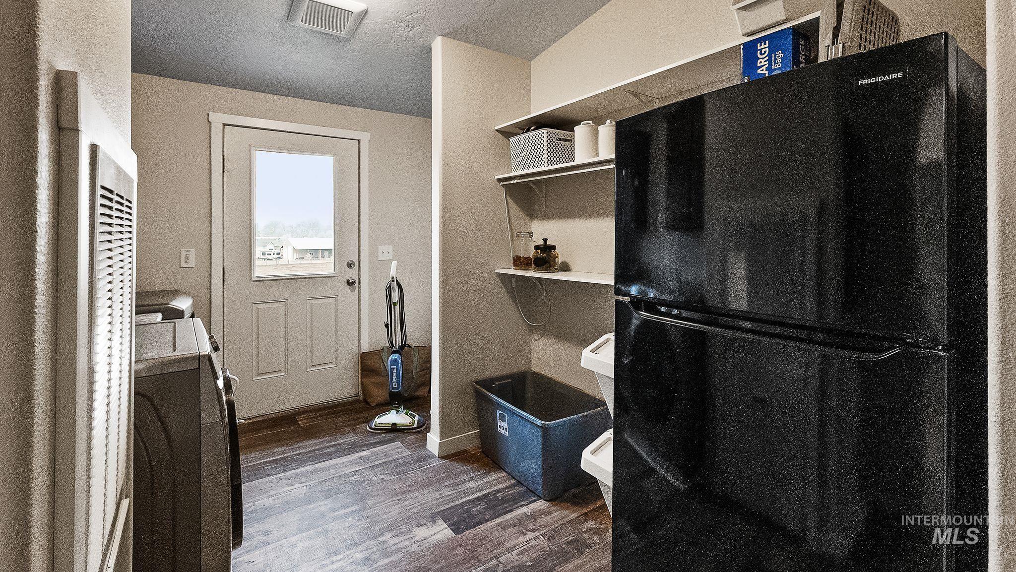 10630 Highway 95, Payette, Idaho 83661, 3 Bedrooms, 2 Bathrooms, Residential For Sale, Price $544,000,MLS 98972050