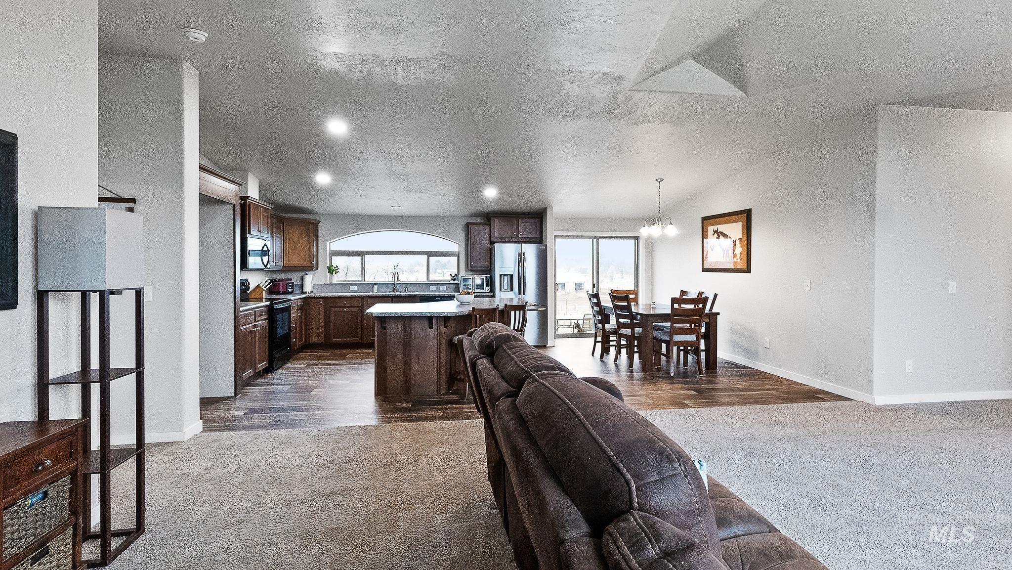 10630 Highway 95, Payette, Idaho 83661, 3 Bedrooms, 2 Bathrooms, Residential For Sale, Price $549,000,MLS 98972050