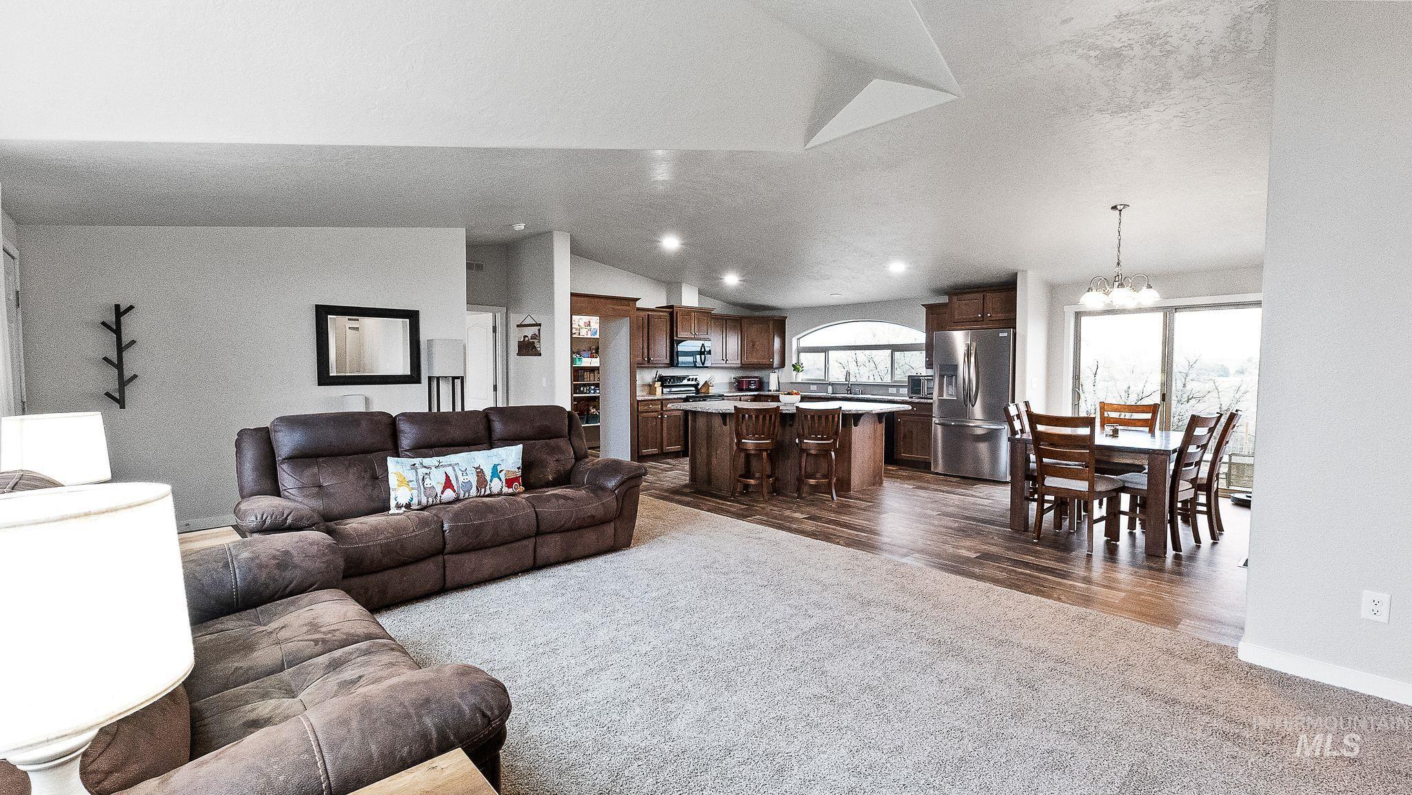 10630 Highway 95, Payette, Idaho 83661, 3 Bedrooms, 2 Bathrooms, Residential For Sale, Price $549,000,MLS 98972050