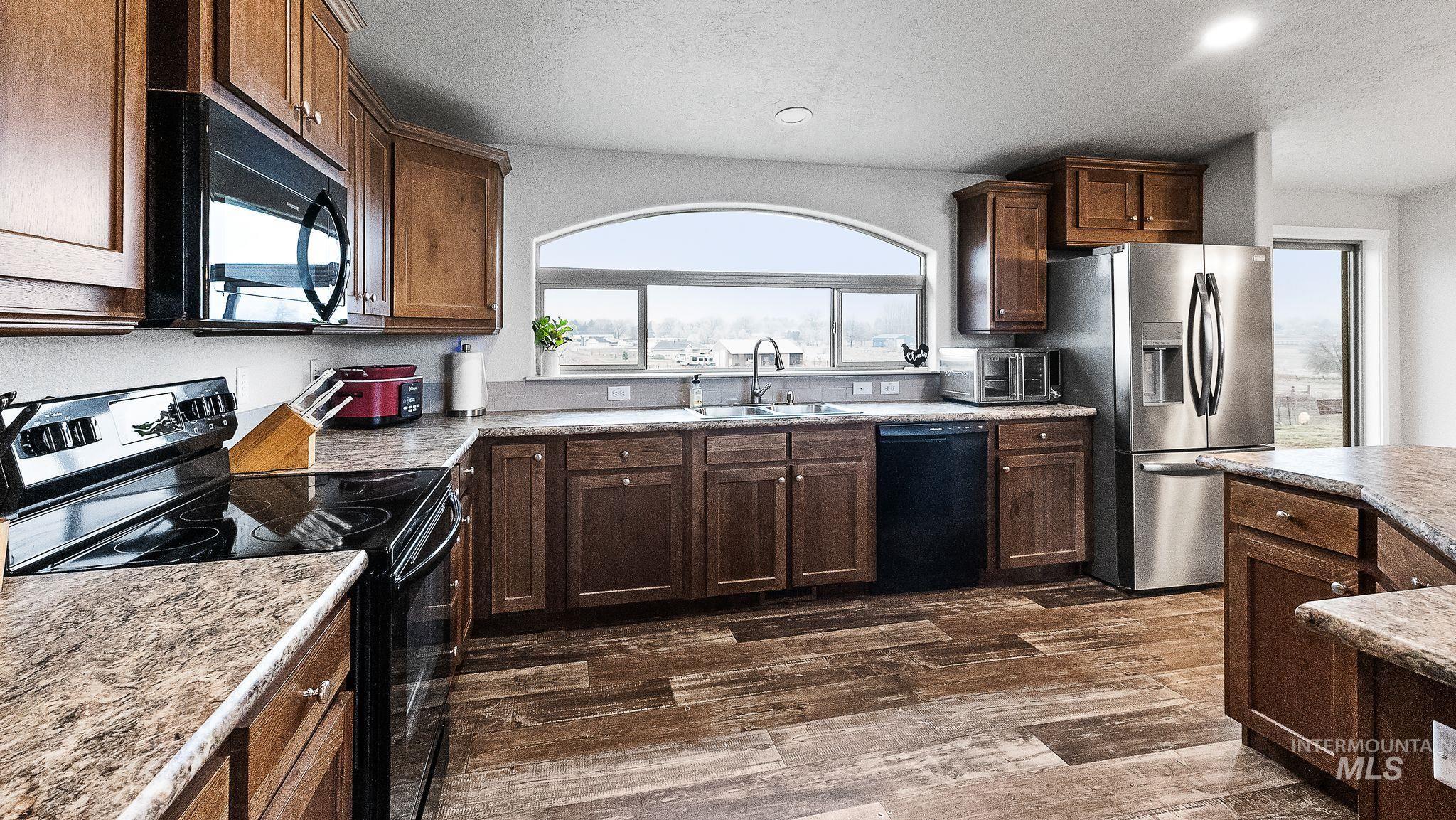 10630 Highway 95, Payette, Idaho 83661, 3 Bedrooms, 2 Bathrooms, Residential For Sale, Price $549,000,MLS 98972050