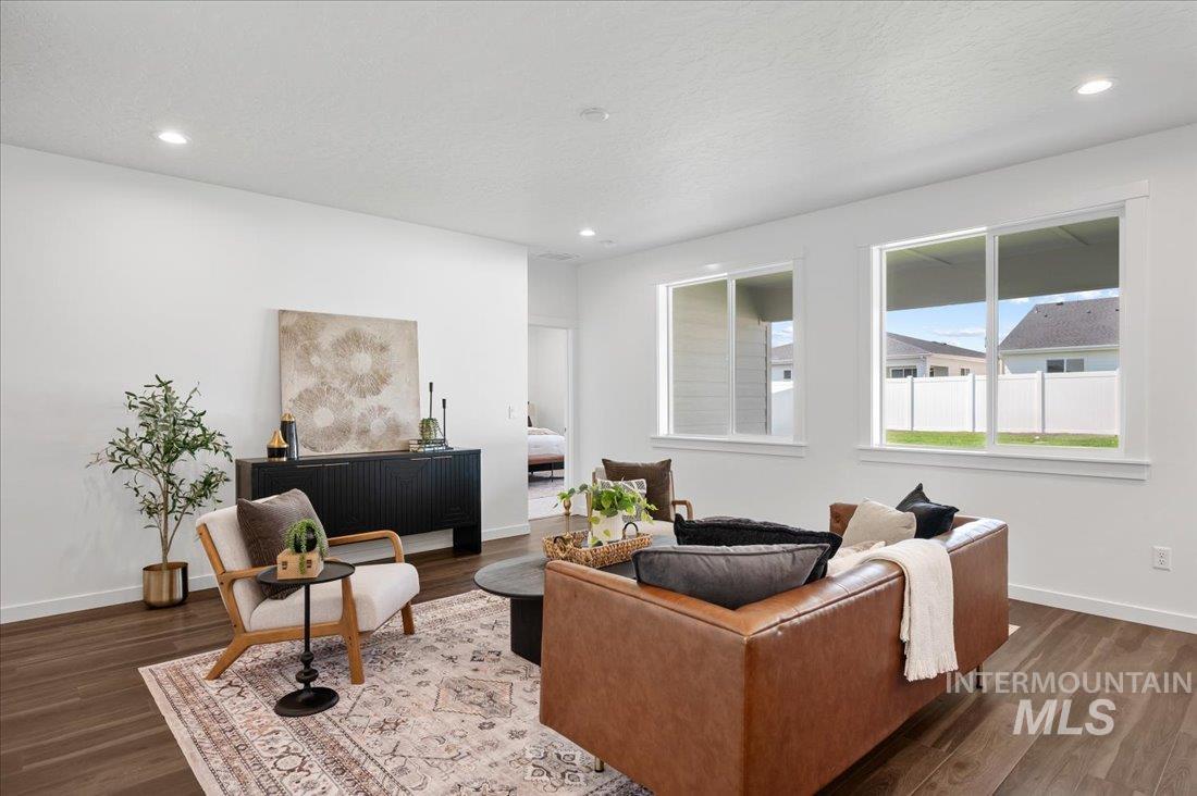 14797 Wing Spread Dr, Caldwell, Idaho 83607, 3 Bedrooms, 2 Bathrooms, Residential For Sale, Price $419,000,MLS 98972051