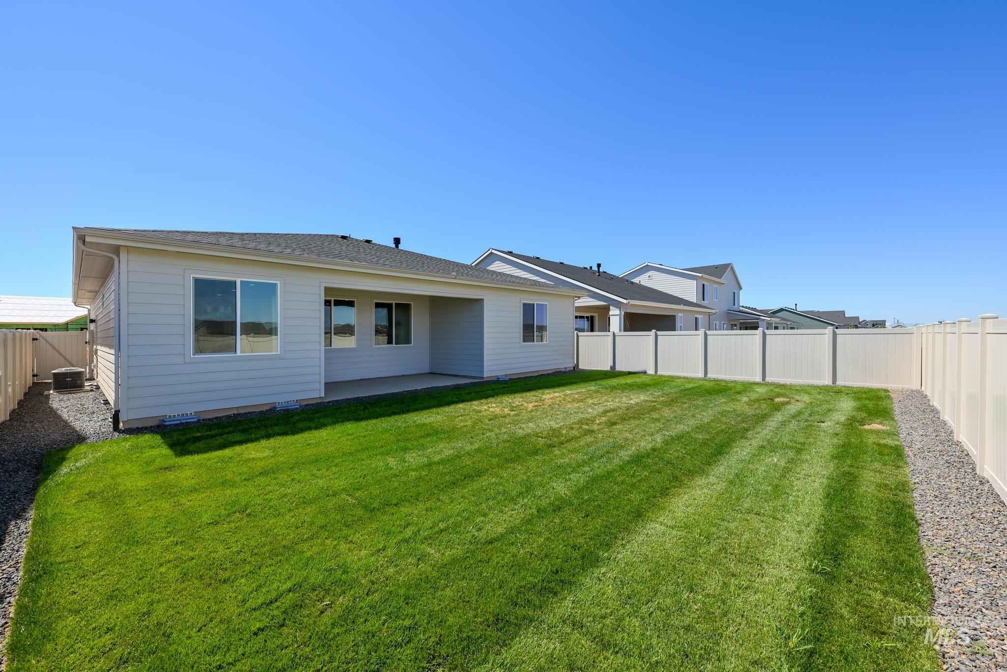 14797 Wing Spread Dr, Caldwell, Idaho 83607, 3 Bedrooms, 2 Bathrooms, Residential For Sale, Price $419,000,MLS 98972051