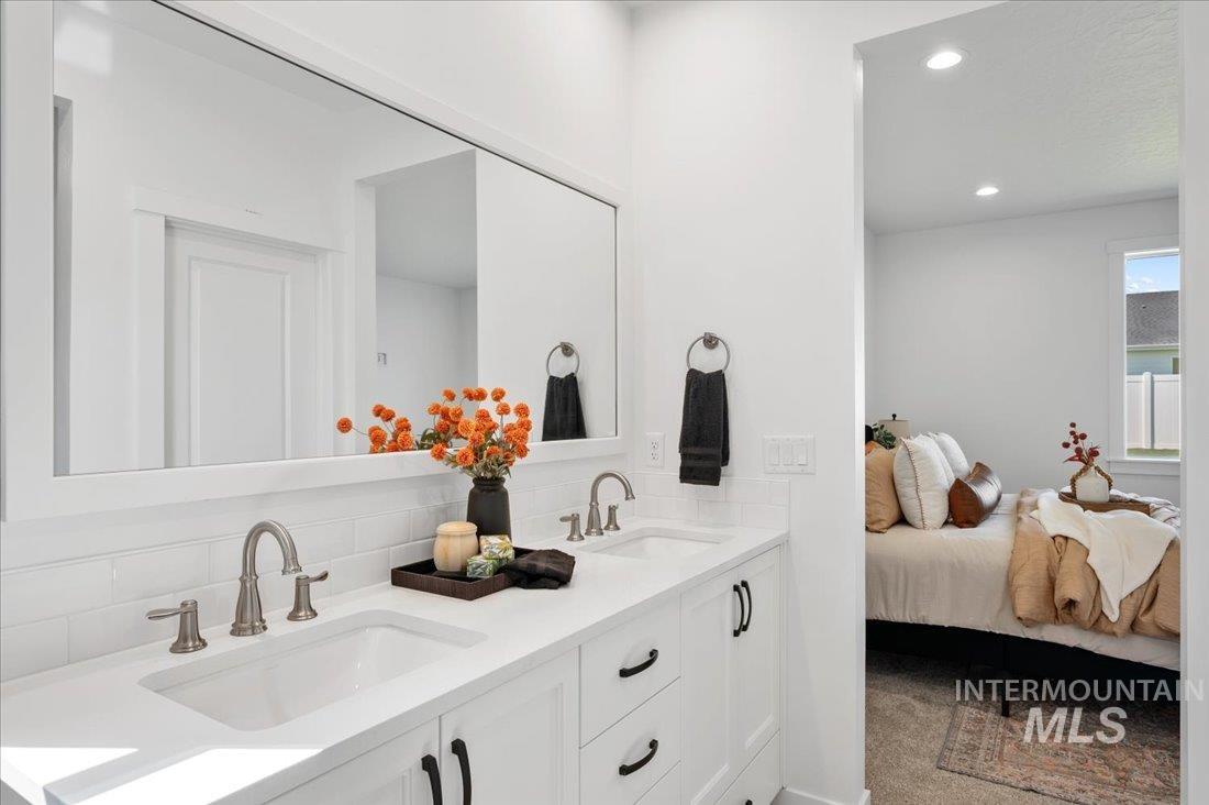 14797 Wing Spread Dr, Caldwell, Idaho 83607, 3 Bedrooms, 2 Bathrooms, Residential For Sale, Price $419,000,MLS 98972051