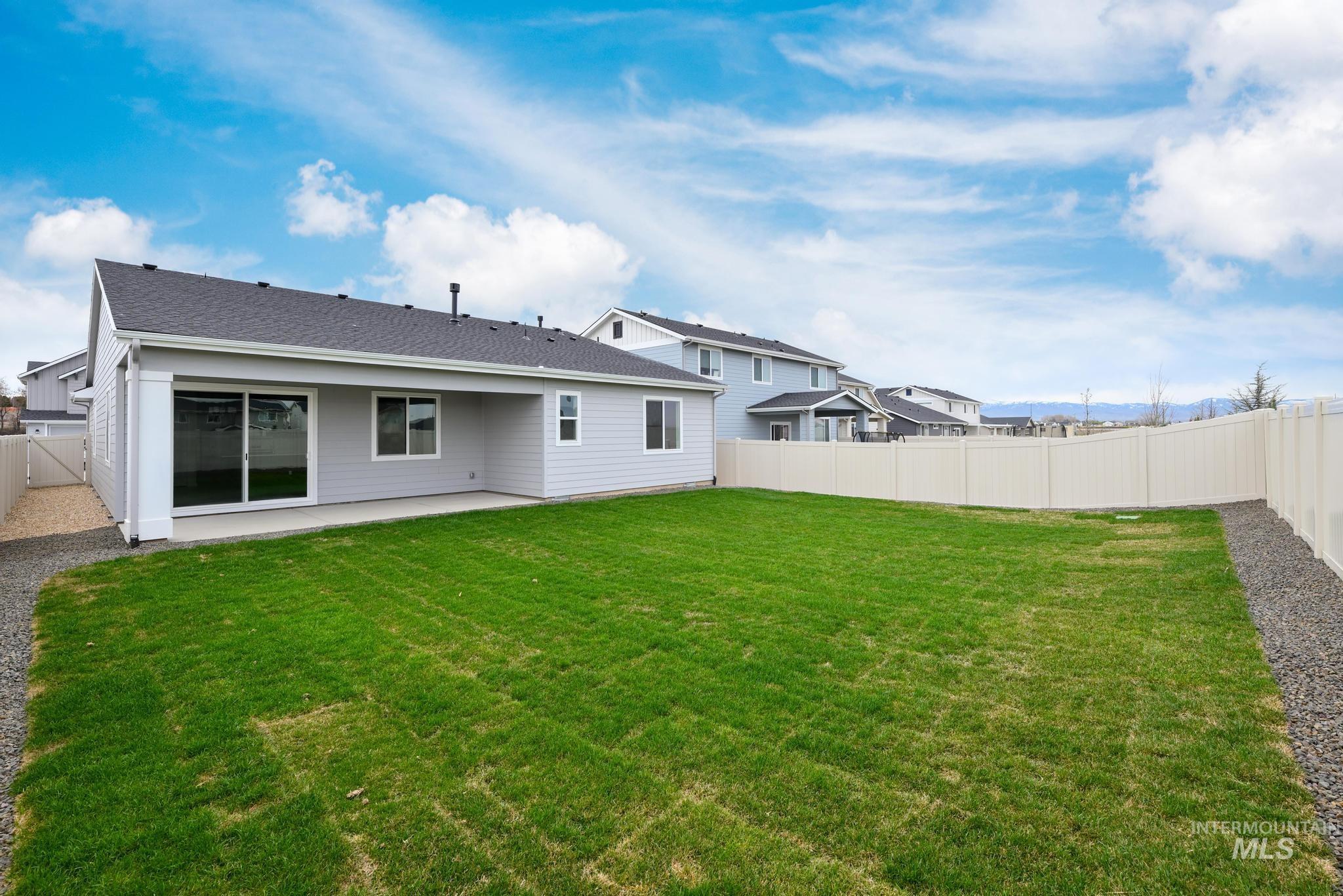 14829 Wing Spread Dr, Caldwell, Idaho 83607, 3 Bedrooms, 2 Bathrooms, Residential For Sale, Price $459,000,MLS 98972053