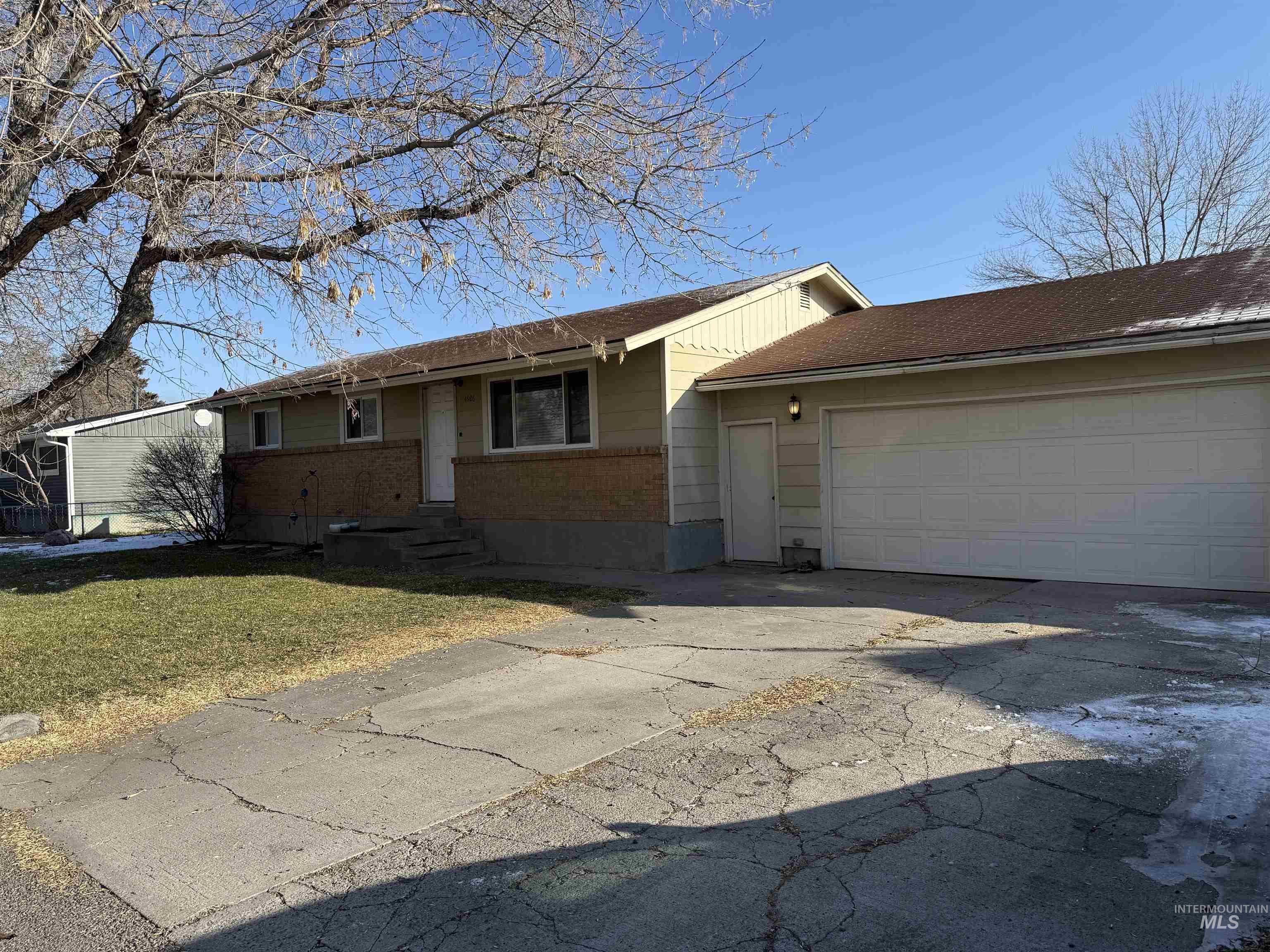 4926 Easy Street, Chubbuck, Idaho 83202, 8 Bedrooms, 3.5 Bathrooms, Residential For Sale, Price $439,900,MLS 98972055