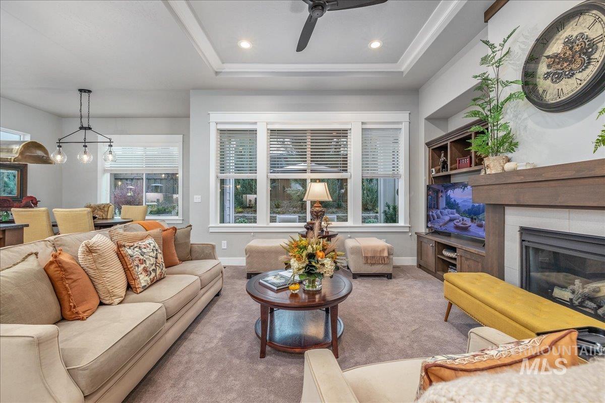 6184 N Borgnine Ln, Meridian, Idaho 83646, 3 Bedrooms, 2 Bathrooms, Residential For Sale, Price $535,000,MLS 98972063