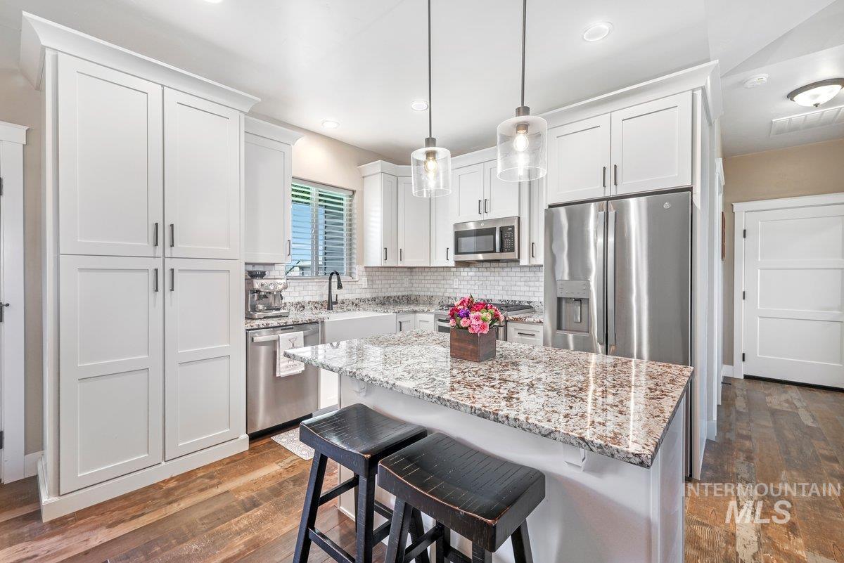 905 Black Mountain Road, Kimberly, Idaho 83341, 3 Bedrooms, 2 Bathrooms, Residential For Sale, Price $425,000,MLS 98972066