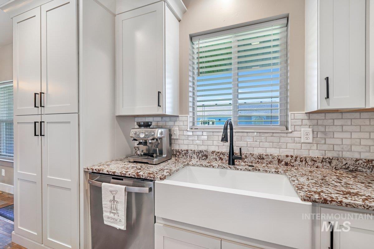 905 Black Mountain Road, Kimberly, Idaho 83341, 3 Bedrooms, 2 Bathrooms, Residential For Sale, Price $425,000,MLS 98972066