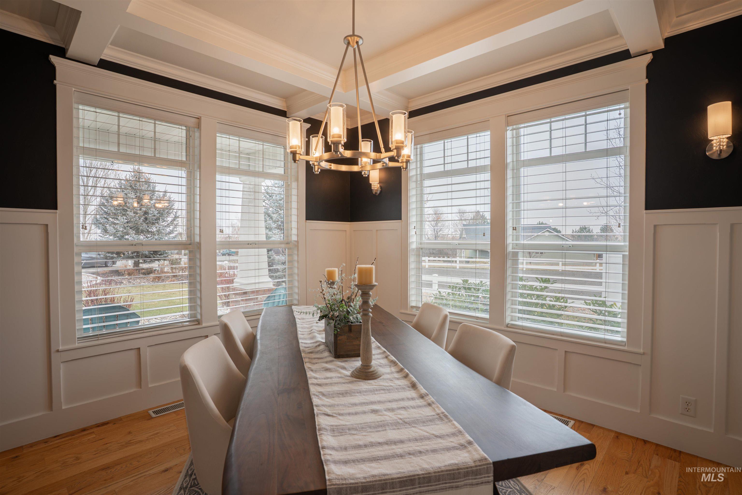 3615 E E 3908 N, Kimberly, Idaho 83341-5113, 3 Bedrooms, 2.5 Bathrooms, Residential For Sale, Price $715,000,MLS 98972067