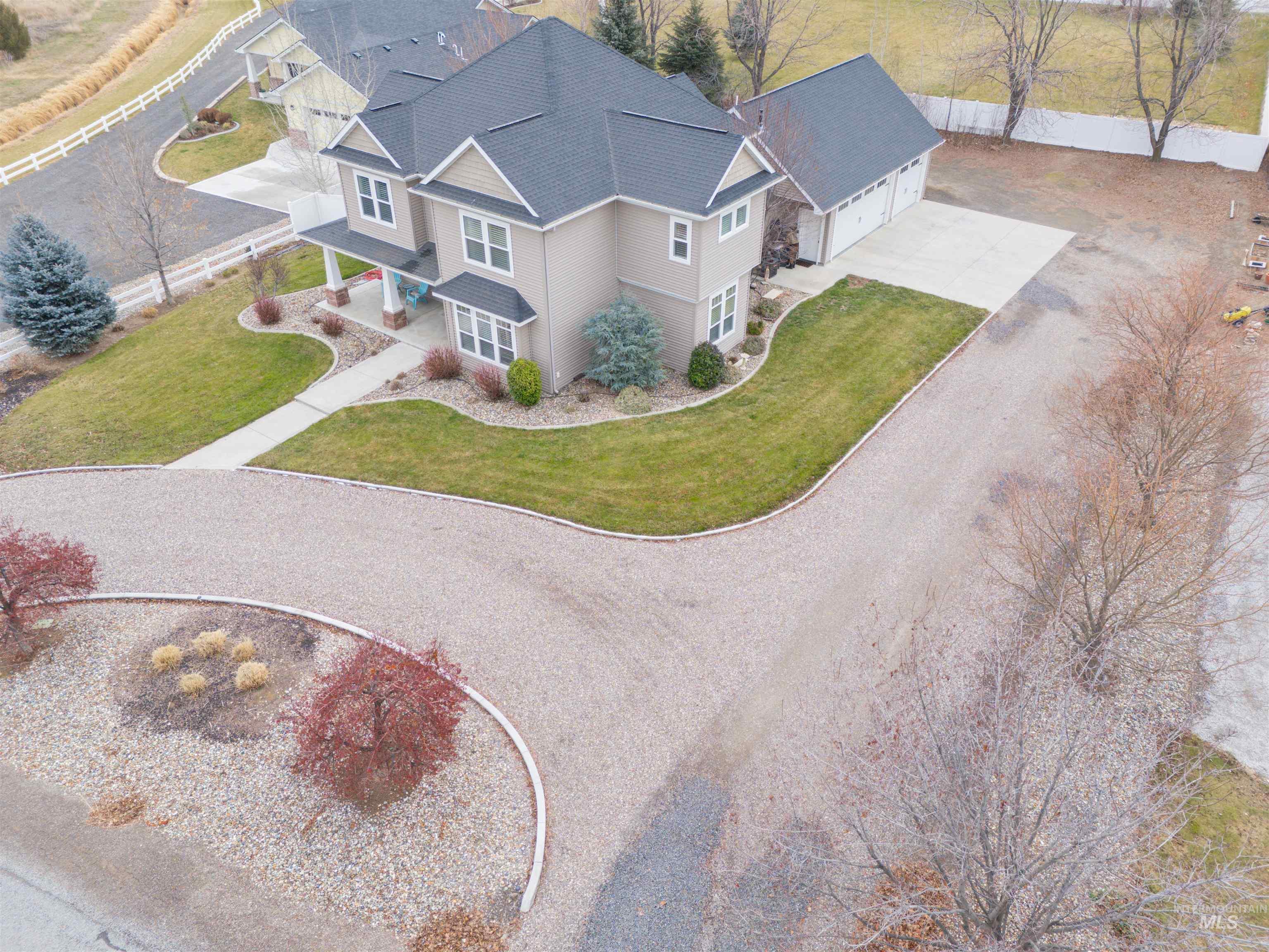 3615 E E 3908 N, Kimberly, Idaho 83341-5113, 3 Bedrooms, 2.5 Bathrooms, Residential For Sale, Price $715,000,MLS 98972067