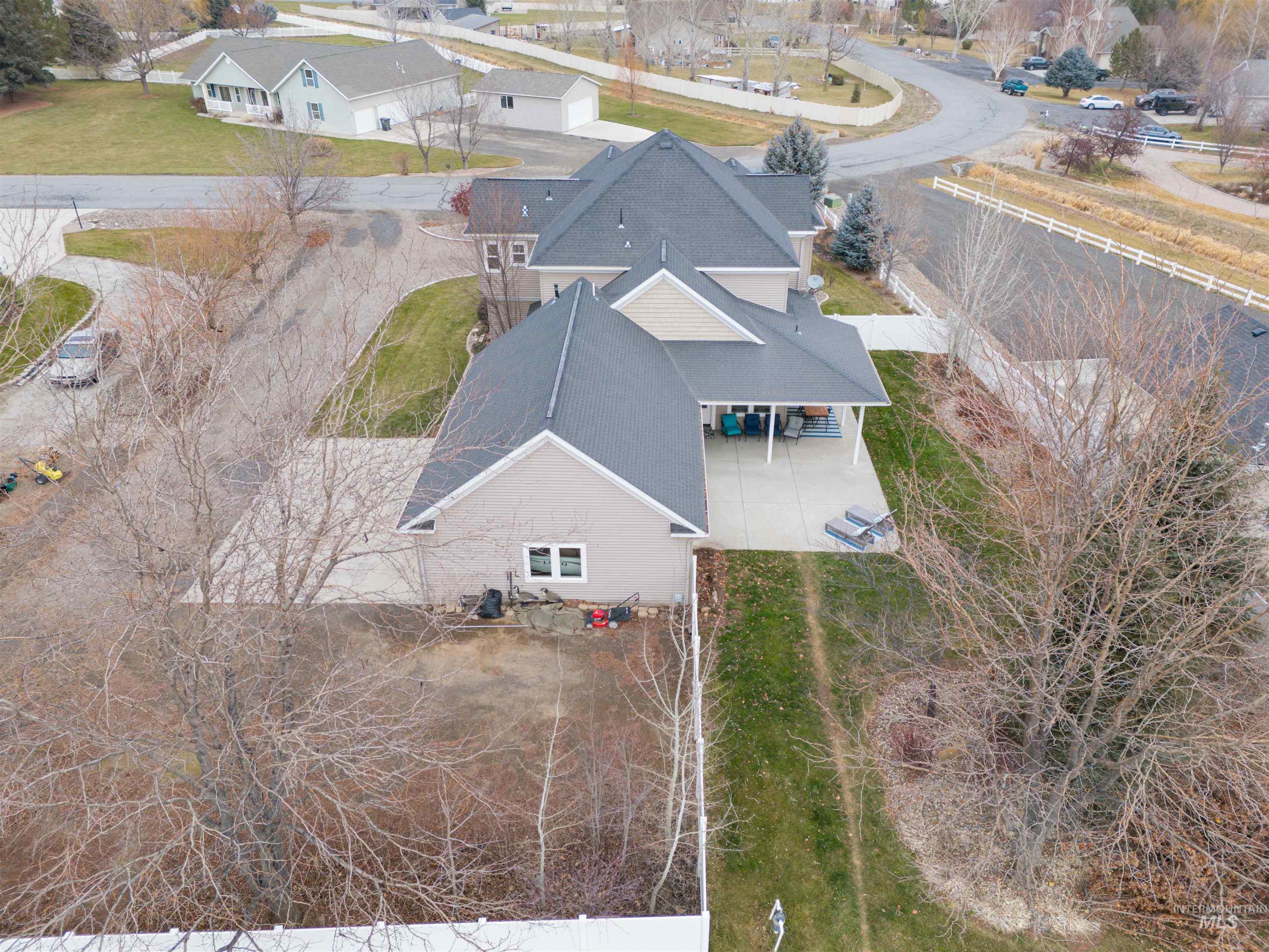 3615 E E 3908 N, Kimberly, Idaho 83341-5113, 3 Bedrooms, 2.5 Bathrooms, Residential For Sale, Price $715,000,MLS 98972067