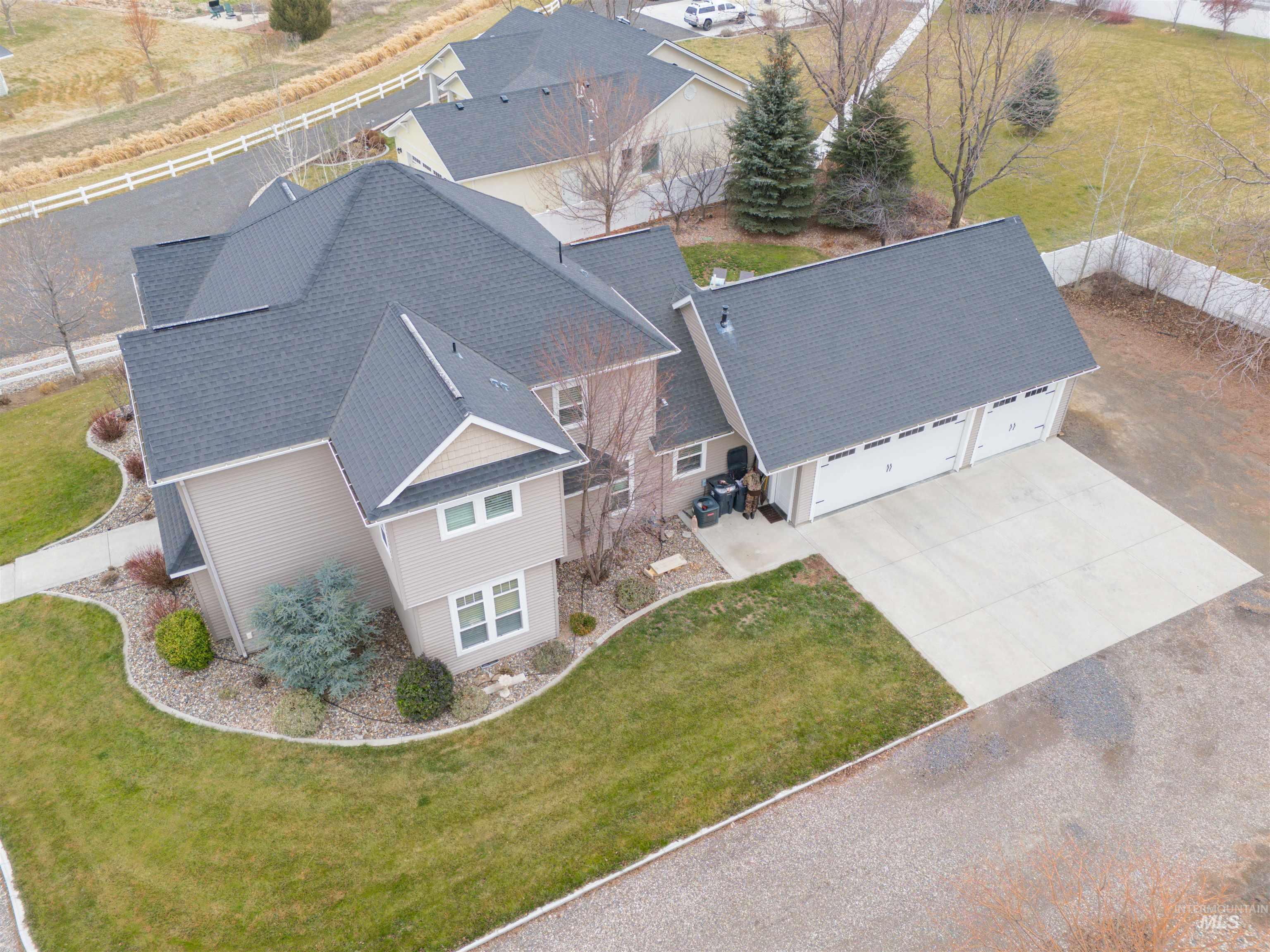 3615 E E 3908 N, Kimberly, Idaho 83341-5113, 3 Bedrooms, 2.5 Bathrooms, Residential For Sale, Price $715,000,MLS 98972067