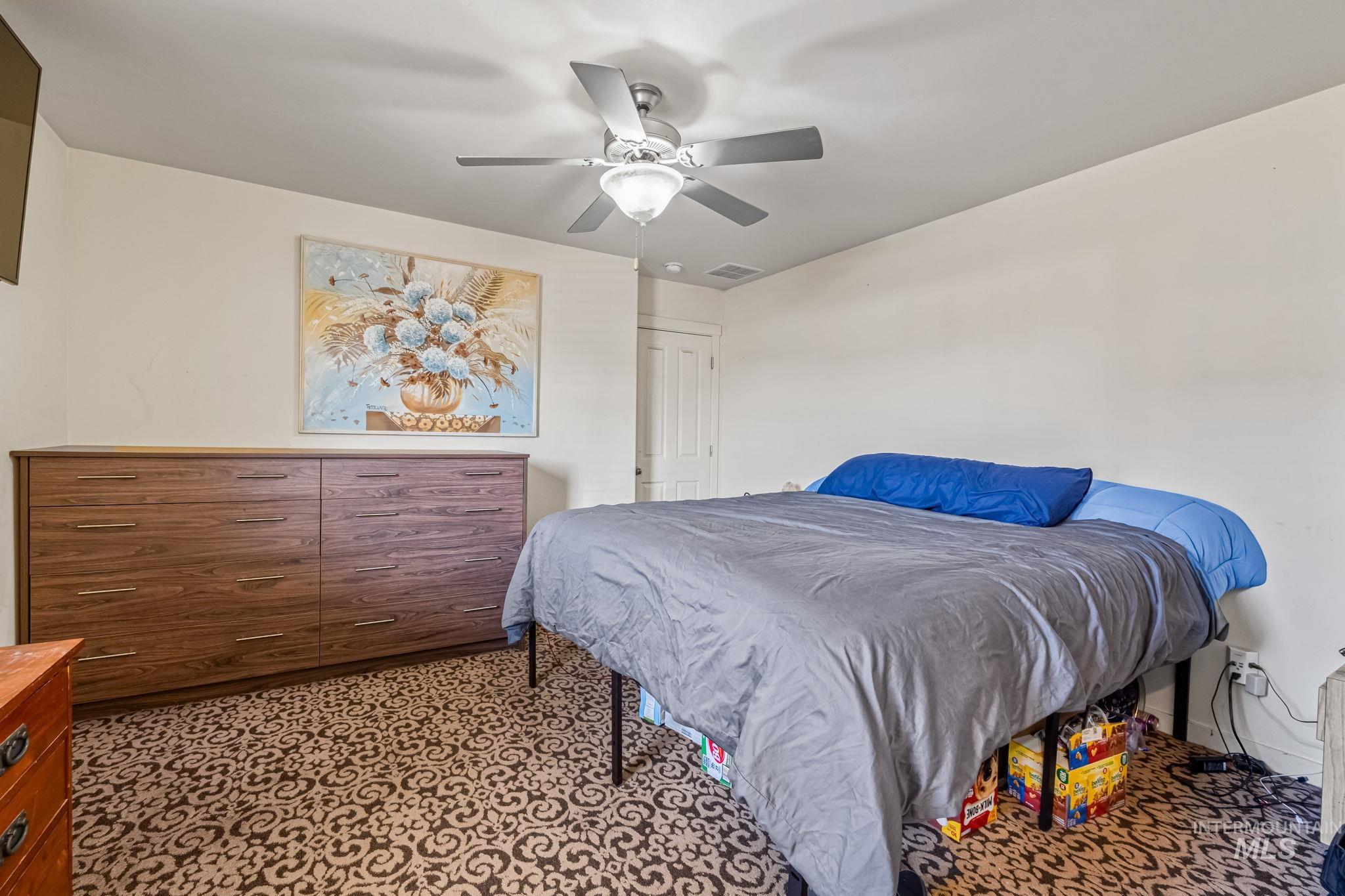 226 E Garnet Ave, Fairfield, Idaho 83327, 3 Bedrooms, 2 Bathrooms, Residential For Sale, Price $305,000,MLS 98972069