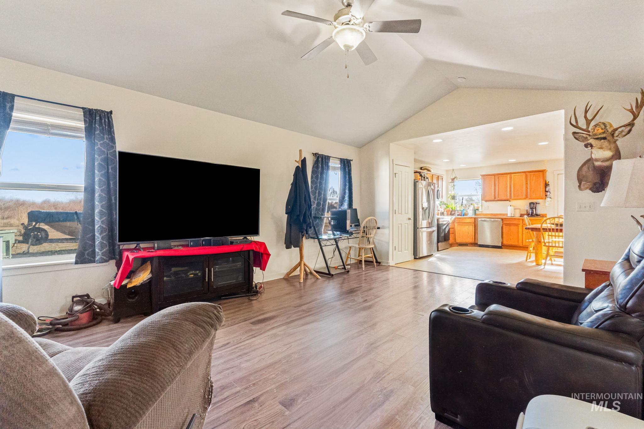 226 E Garnet Ave, Fairfield, Idaho 83327, 3 Bedrooms, 2 Bathrooms, Residential For Sale, Price $305,000,MLS 98972069