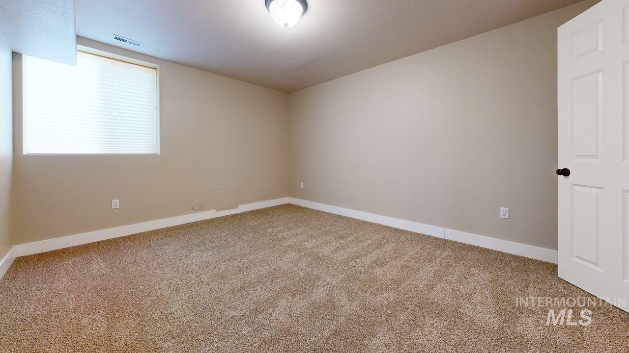 3473 Elks Drive, Lewiston, Idaho 83501, 6 Bedrooms, 3.5 Bathrooms, Residential For Sale, Price $635,000,MLS 98972070