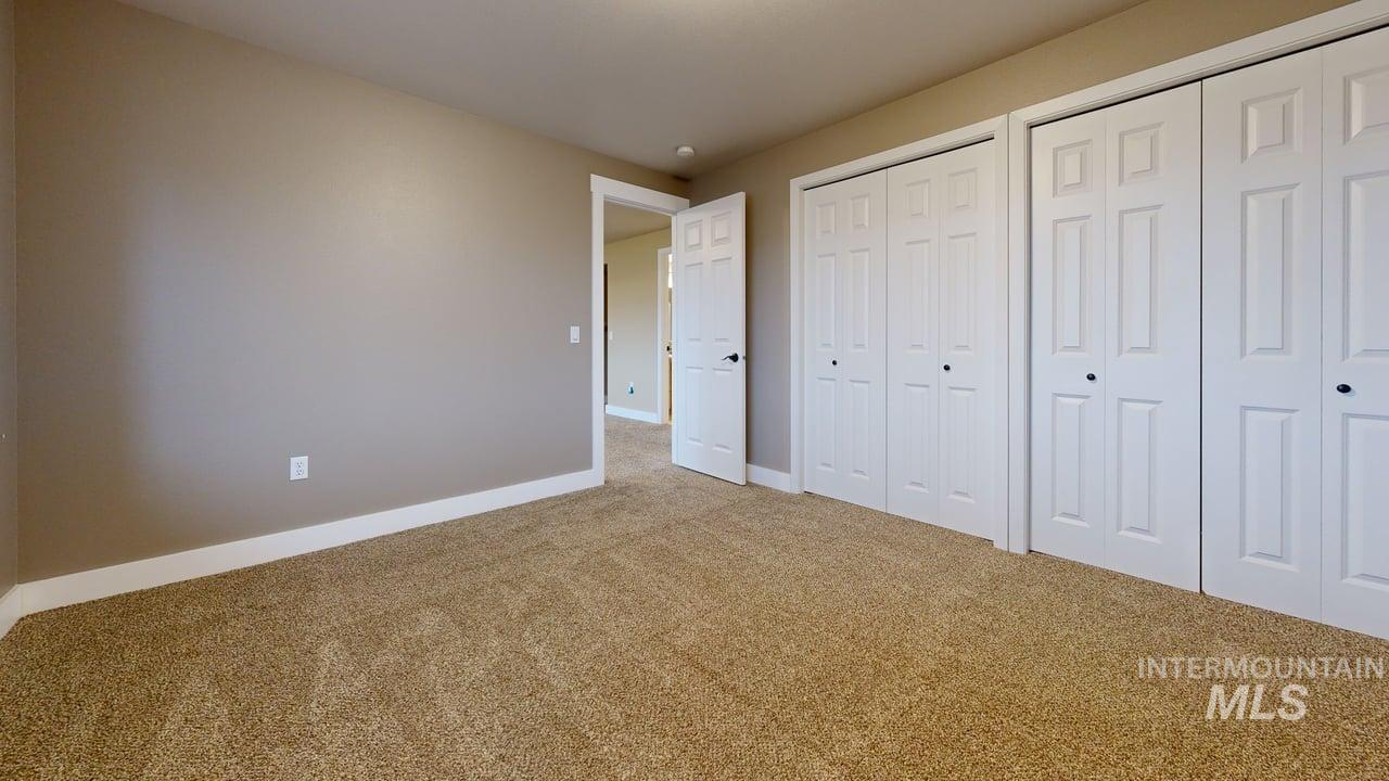 3473 Elks Drive, Lewiston, Idaho 83501, 5 Bedrooms, 2.5 Bathrooms, Residential For Sale, Price $635,000,MLS 98972070