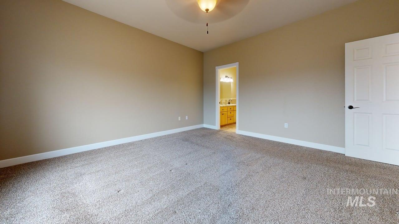 3473 Elks Drive, Lewiston, Idaho 83501, 6 Bedrooms, 3.5 Bathrooms, Residential For Sale, Price $635,000,MLS 98972070