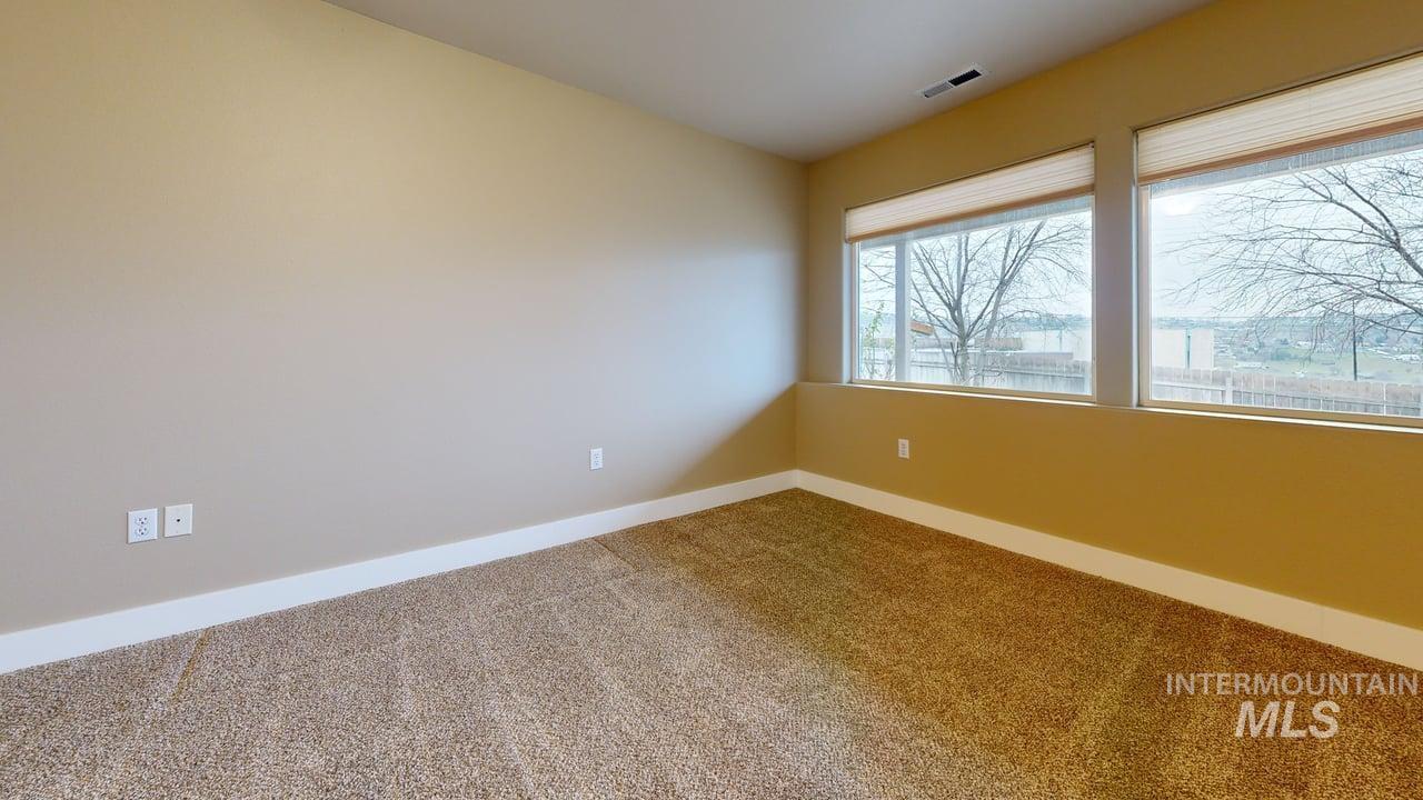 3473 Elks Drive, Lewiston, Idaho 83501, 5 Bedrooms, 2.5 Bathrooms, Residential For Sale, Price $635,000,MLS 98972070