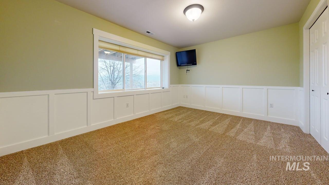 3473 Elks Drive, Lewiston, Idaho 83501, 5 Bedrooms, 2.5 Bathrooms, Residential For Sale, Price $635,000,MLS 98972070