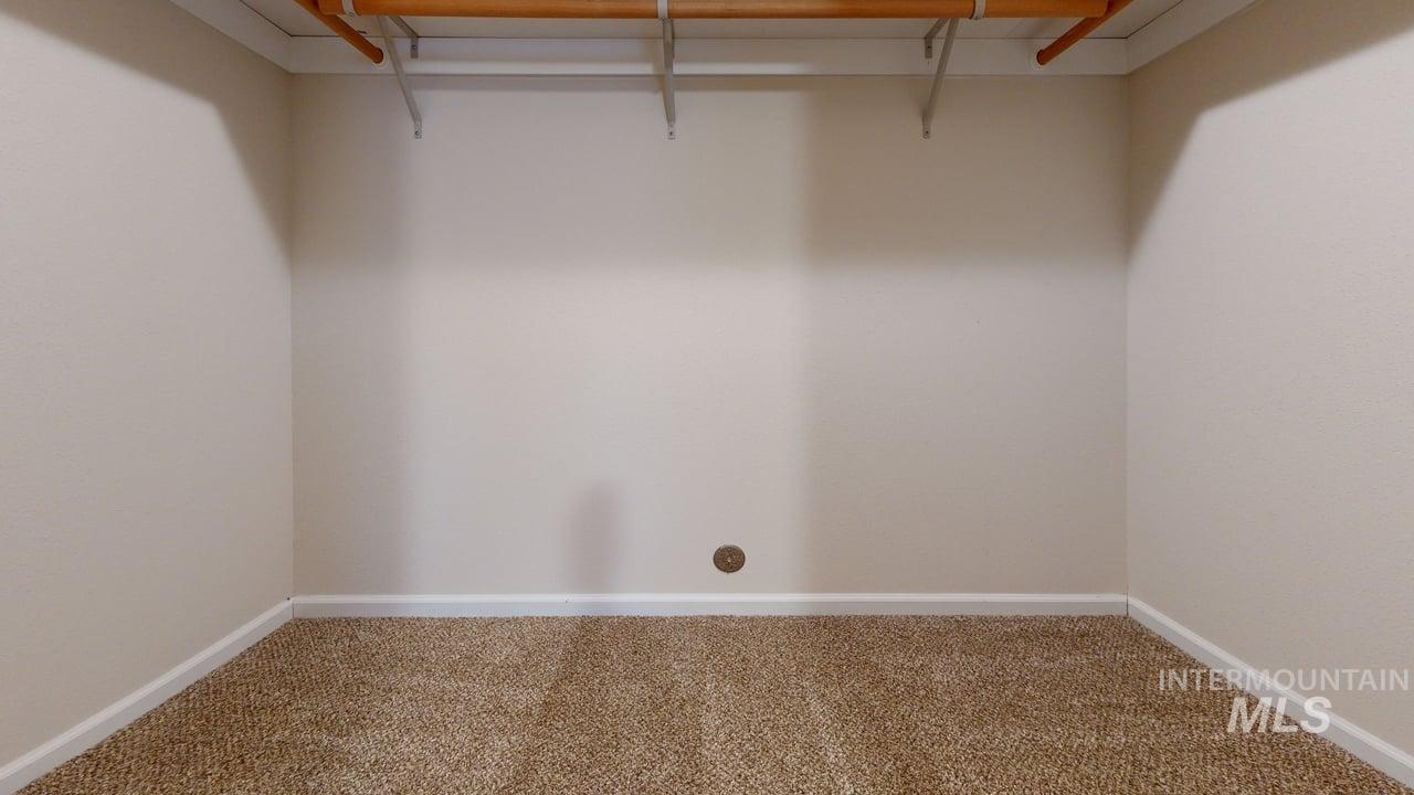 3473 Elks Drive, Lewiston, Idaho 83501, 6 Bedrooms, 3.5 Bathrooms, Residential For Sale, Price $635,000,MLS 98972070